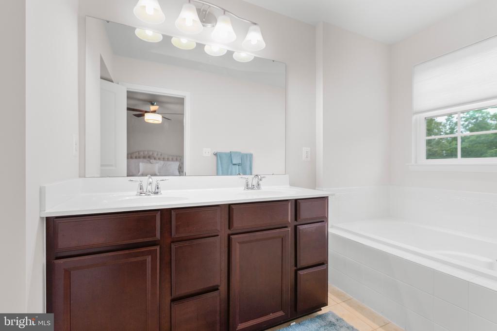 4556 ALLIANCE WAY, FREDERICKSBURG, Virginia 22408, 3 Bedrooms Bedrooms, ,2 BathroomsBathrooms,Residential,4556 ALLIANCE WAY,VASP2034052 MLS # VASP2034052