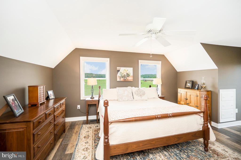 6833 LAKE POINTE DR, MINERAL, Virginia 23117, 3 Bedrooms Bedrooms, ,3 BathroomsBathrooms,Residential,6833 LAKE POINTE DR,VASP2034064 MLS # VASP2034064