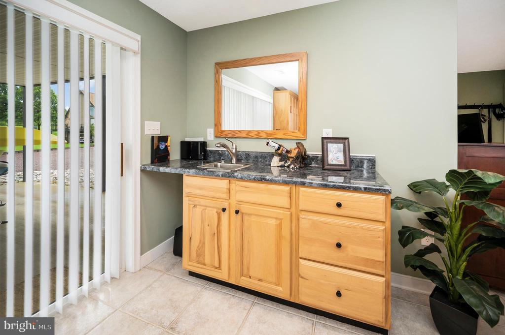 6833 LAKE POINTE DR, MINERAL, Virginia 23117, 3 Bedrooms Bedrooms, ,3 BathroomsBathrooms,Residential,6833 LAKE POINTE DR,VASP2034064 MLS # VASP2034064