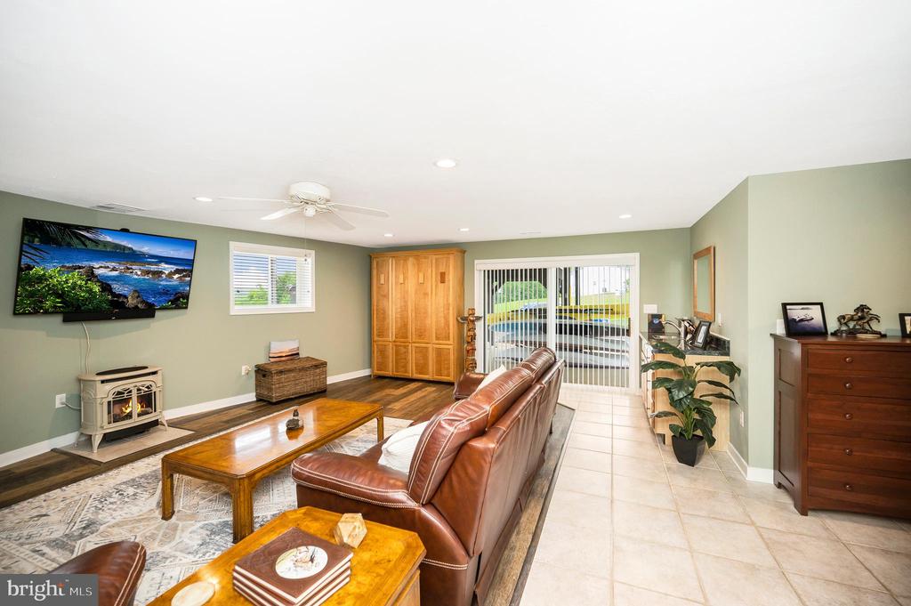 6833 LAKE POINTE DR, MINERAL, Virginia 23117, 3 Bedrooms Bedrooms, ,3 BathroomsBathrooms,Residential,6833 LAKE POINTE DR,VASP2034064 MLS # VASP2034064
