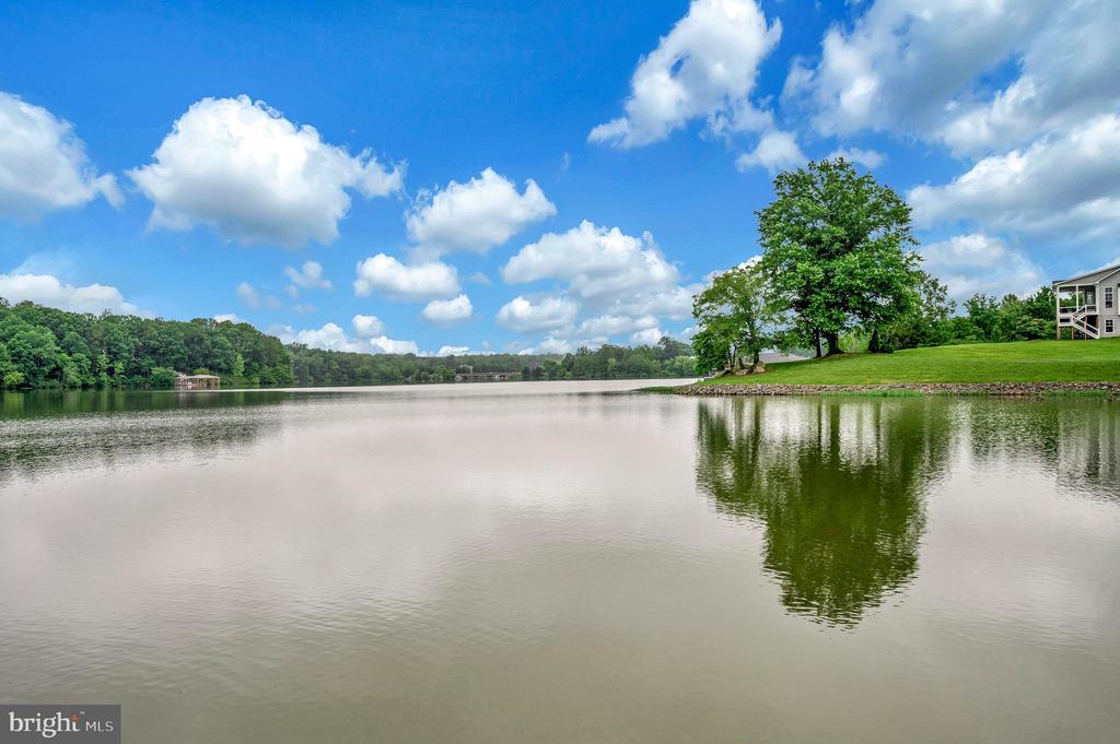 6833 LAKE POINTE DR, MINERAL, Virginia 23117, 3 Bedrooms Bedrooms, ,3 BathroomsBathrooms,Residential,6833 LAKE POINTE DR,VASP2034064 MLS # VASP2034064