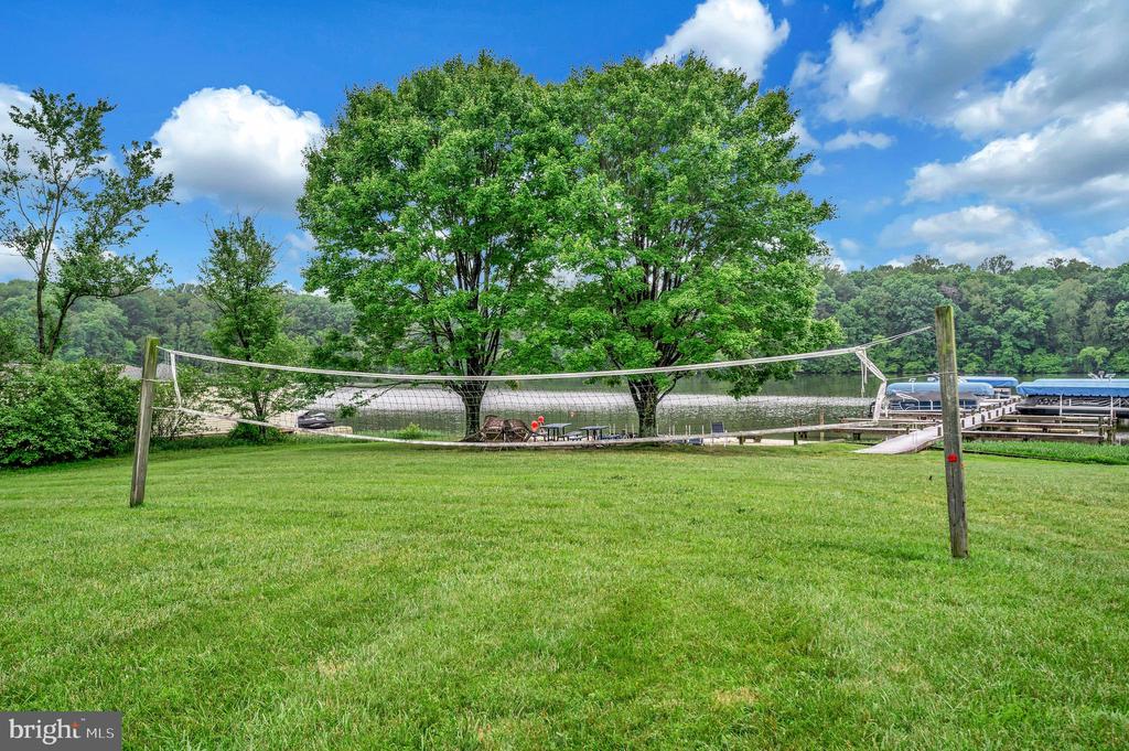 6833 LAKE POINTE DR, MINERAL, Virginia 23117, 3 Bedrooms Bedrooms, ,3 BathroomsBathrooms,Residential,6833 LAKE POINTE DR,VASP2034064 MLS # VASP2034064