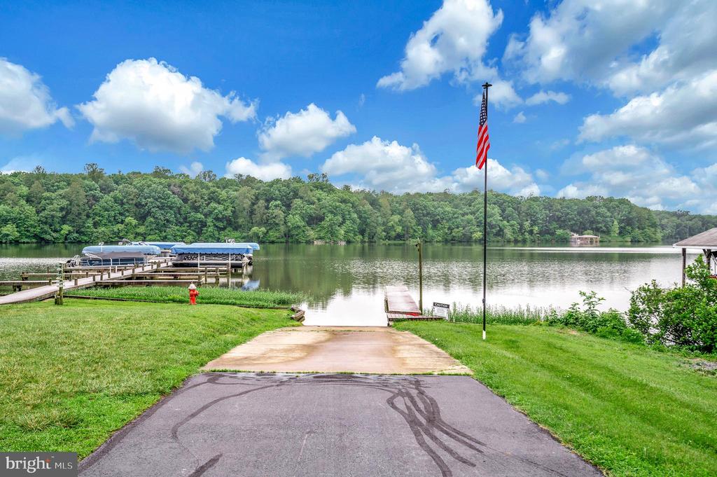 6833 LAKE POINTE DR, MINERAL, Virginia 23117, 3 Bedrooms Bedrooms, ,3 BathroomsBathrooms,Residential,6833 LAKE POINTE DR,VASP2034064 MLS # VASP2034064