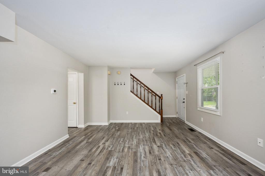 5122 REDBUD RD, FREDERICKSBURG, Virginia 22407, 3 Bedrooms Bedrooms, ,2 BathroomsBathrooms,Residential,BREEZEWOOD,5122 REDBUD RD,VASP2034014 MLS # VASP2034014