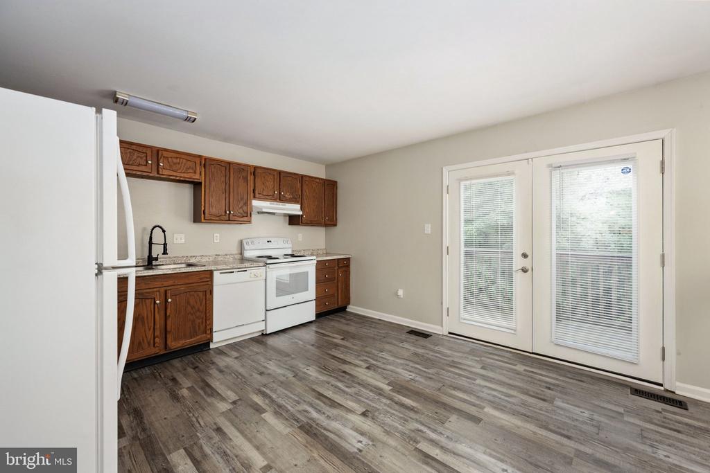 5122 REDBUD RD, FREDERICKSBURG, Virginia 22407, 3 Bedrooms Bedrooms, ,2 BathroomsBathrooms,Residential,BREEZEWOOD,5122 REDBUD RD,VASP2034014 MLS # VASP2034014