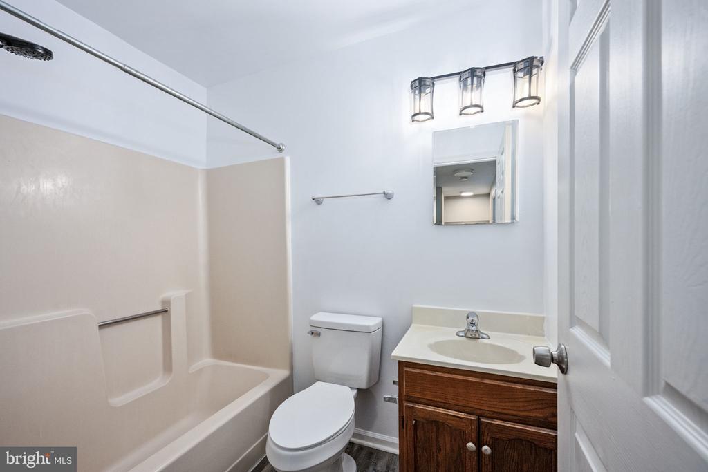 5122 REDBUD RD, FREDERICKSBURG, Virginia 22407, 3 Bedrooms Bedrooms, ,2 BathroomsBathrooms,Residential,BREEZEWOOD,5122 REDBUD RD,VASP2034014 MLS # VASP2034014