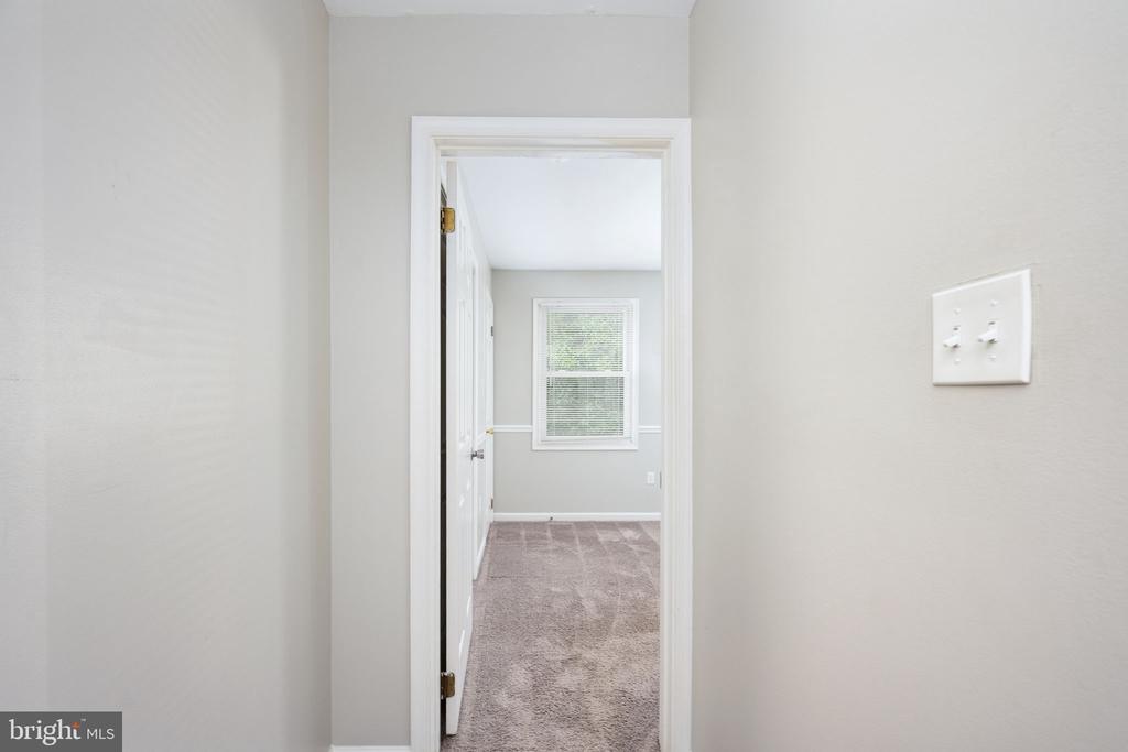 5122 REDBUD RD, FREDERICKSBURG, Virginia 22407, 3 Bedrooms Bedrooms, ,2 BathroomsBathrooms,Residential,BREEZEWOOD,5122 REDBUD RD,VASP2034014 MLS # VASP2034014