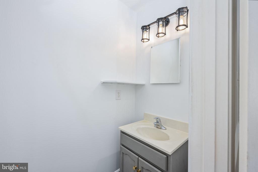 5122 REDBUD RD, FREDERICKSBURG, Virginia 22407, 3 Bedrooms Bedrooms, ,2 BathroomsBathrooms,Residential,BREEZEWOOD,5122 REDBUD RD,VASP2034014 MLS # VASP2034014