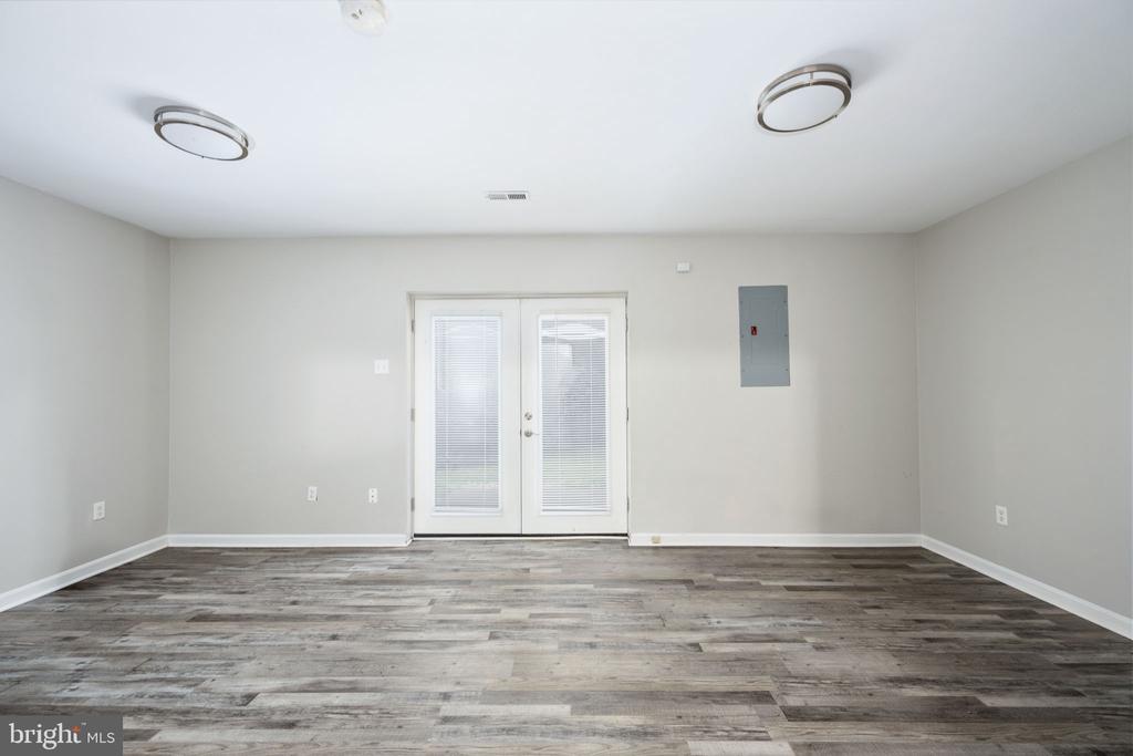 5122 REDBUD RD, FREDERICKSBURG, Virginia 22407, 3 Bedrooms Bedrooms, ,2 BathroomsBathrooms,Residential,BREEZEWOOD,5122 REDBUD RD,VASP2034014 MLS # VASP2034014