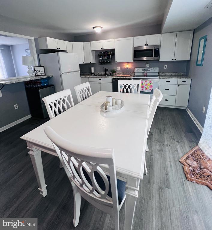 5122 COTTONWOOD CT, FREDERICKSBURG, Virginia 22407, 3 Bedrooms Bedrooms, ,1 BathroomBathrooms,Residential,BREEZEWOOD,5122 COTTONWOOD CT,VASP2034106 MLS # VASP2034106