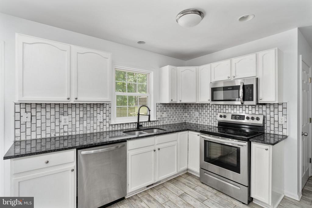6031 TOWLES MILL RD, PARTLOW, Virginia 22534, 3 Bedrooms Bedrooms, ,2 BathroomsBathrooms,Residential,6031 TOWLES MILL RD,VASP2033964 MLS # VASP2033964