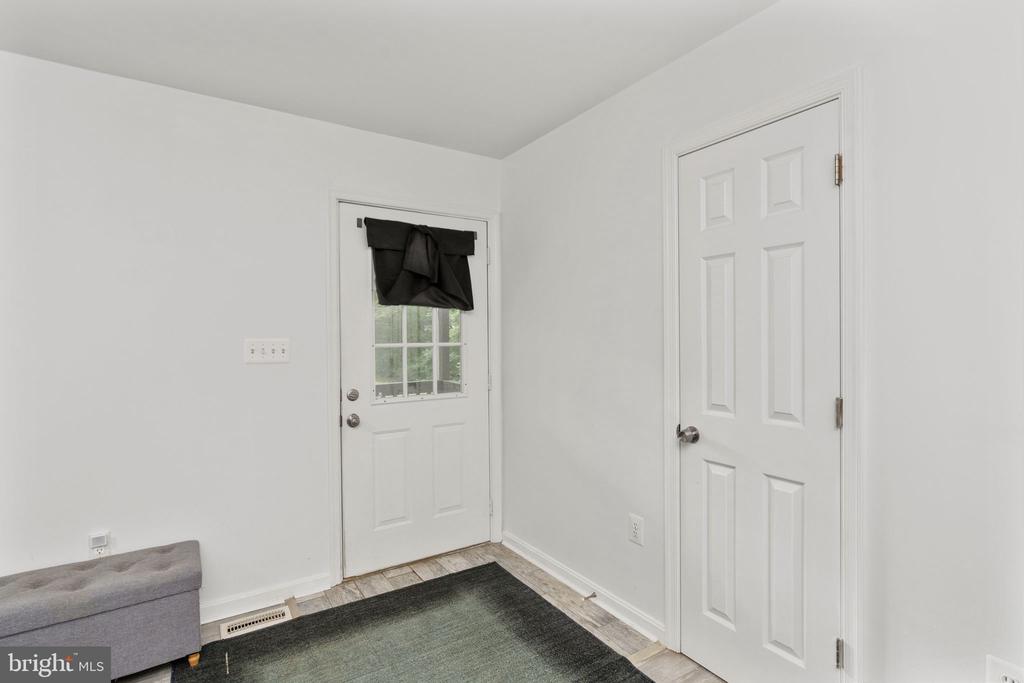 6031 TOWLES MILL RD, PARTLOW, Virginia 22534, 3 Bedrooms Bedrooms, ,2 BathroomsBathrooms,Residential,6031 TOWLES MILL RD,VASP2033964 MLS # VASP2033964