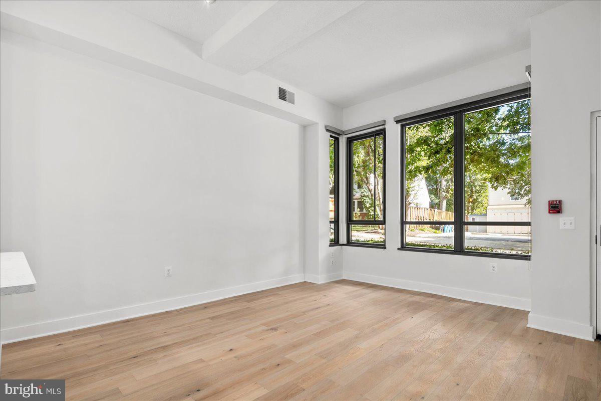 1512 N SCOTT ST #TH-4, ARLINGTON, Virginia 22209, 3 Bedrooms Bedrooms, ,1 BathroomBathrooms,Residential,For sale,1512 N SCOTT ST #TH-4,VAAR2059014 MLS # VAAR2059014