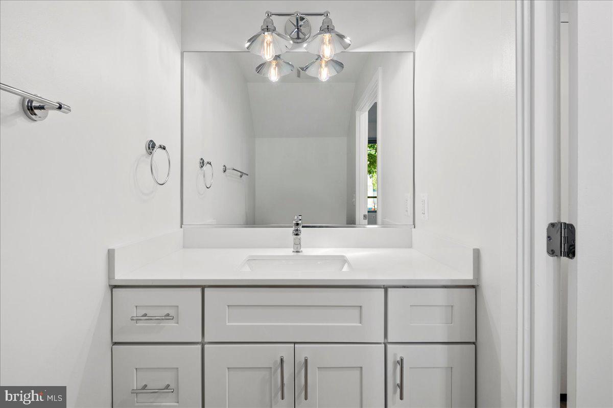 1512 N SCOTT ST #TH-4, ARLINGTON, Virginia 22209, 3 Bedrooms Bedrooms, ,1 BathroomBathrooms,Residential,For sale,1512 N SCOTT ST #TH-4,VAAR2059014 MLS # VAAR2059014