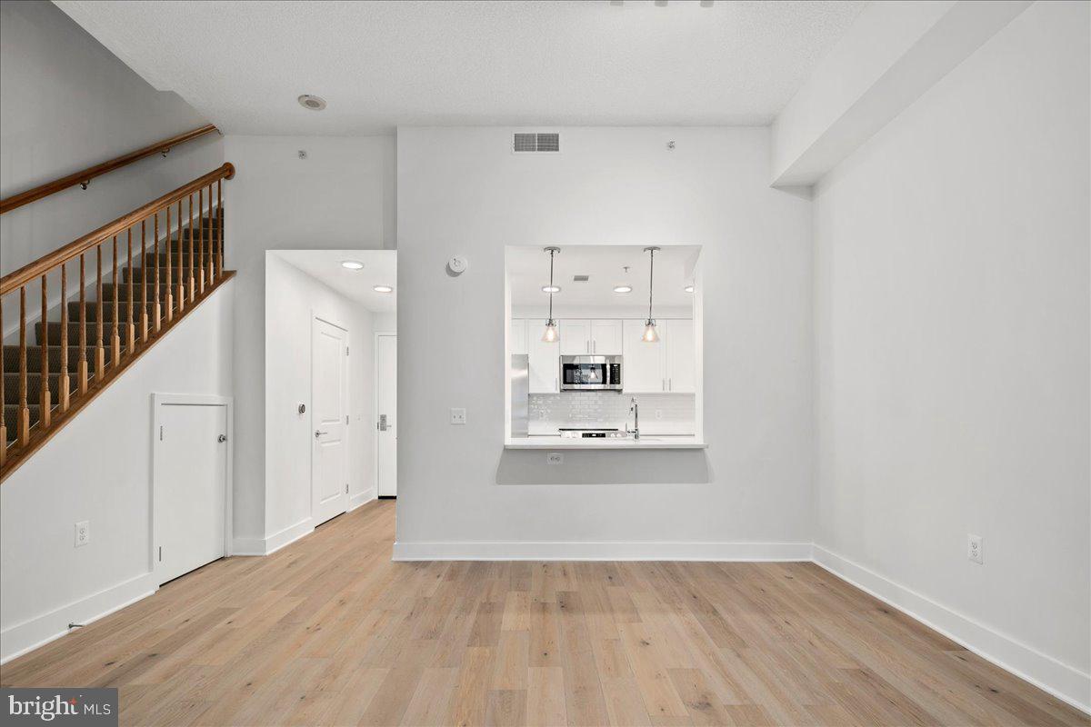 1512 N SCOTT ST #TH-4, ARLINGTON, Virginia 22209, 3 Bedrooms Bedrooms, ,1 BathroomBathrooms,Residential,For sale,1512 N SCOTT ST #TH-4,VAAR2059014 MLS # VAAR2059014