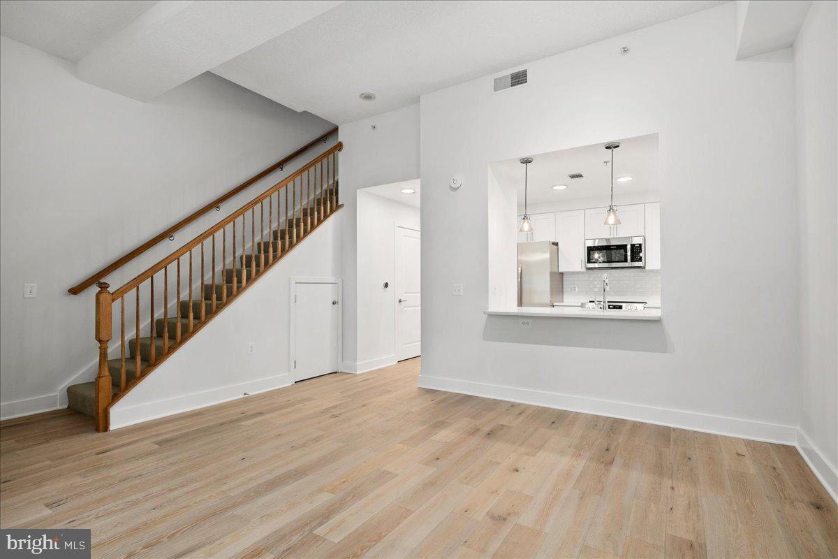 1512 N SCOTT ST #TH-4, ARLINGTON, Virginia 22209, 3 Bedrooms Bedrooms, ,1 BathroomBathrooms,Residential,For sale,1512 N SCOTT ST #TH-4,VAAR2059014 MLS # VAAR2059014