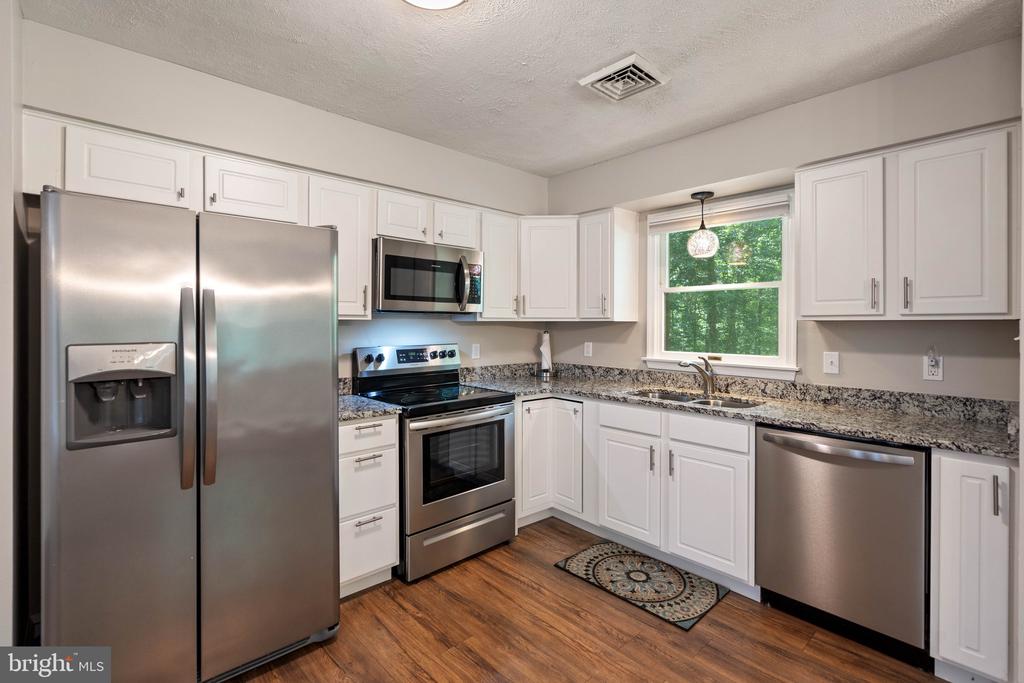 11248 SAINT PAULS RD, REMINGTON, Virginia 22734, 3 Bedrooms Bedrooms, ,2 BathroomsBathrooms,Residential,11248 SAINT PAULS RD,VAFQ2017122 MLS # VAFQ2017122