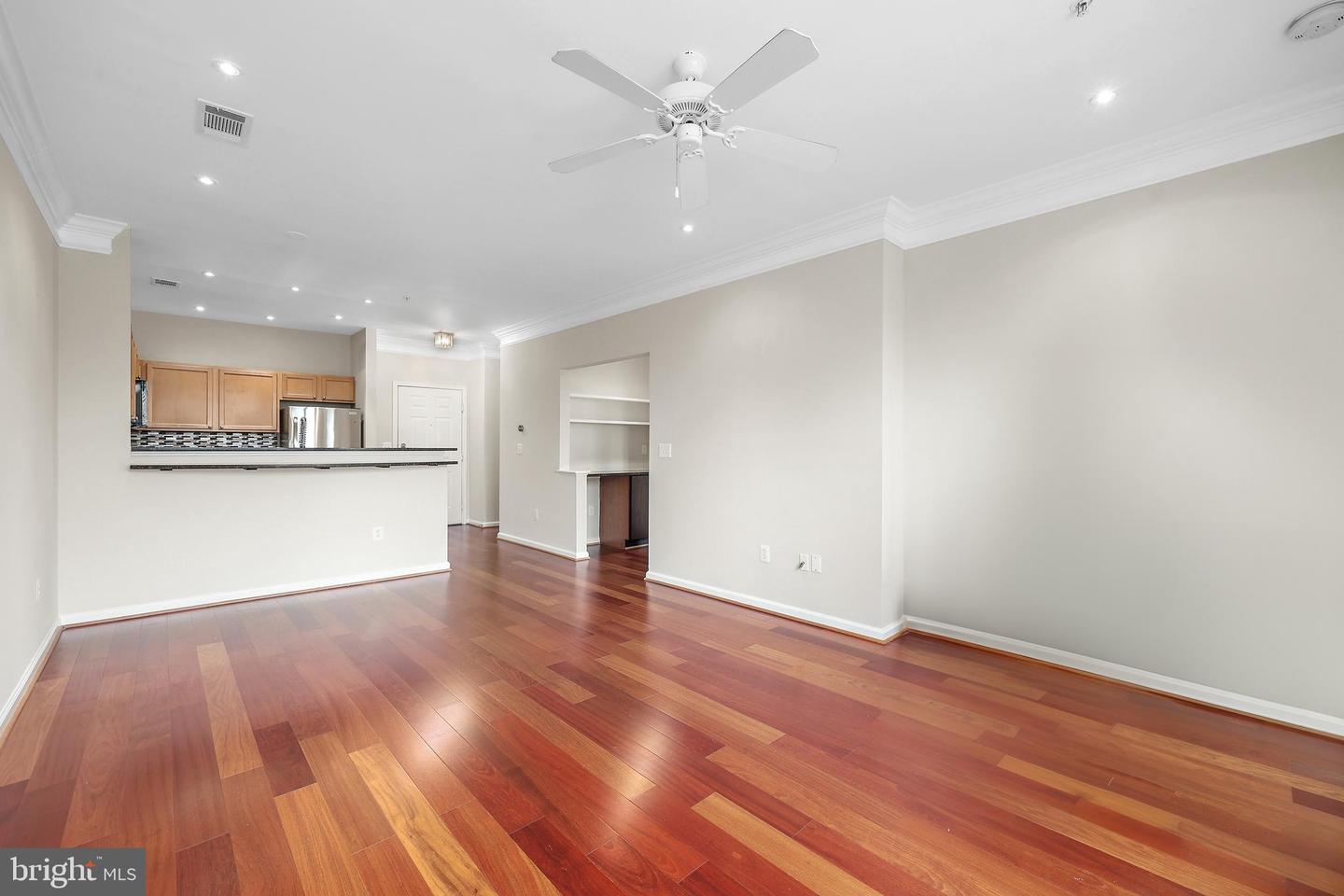 12000 MARKET ST #284, RESTON, Virginia 20190, 2 Bedrooms Bedrooms, ,2 BathroomsBathrooms,Residential,For sale,12000 MARKET ST #284,VAFX2246974 MLS # VAFX2246974