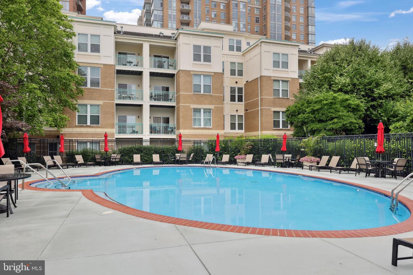 12000 MARKET ST #284, RESTON, Virginia 20190, 2 Bedrooms Bedrooms, ,2 BathroomsBathrooms,Residential,For sale,12000 MARKET ST #284,VAFX2246974 MLS # VAFX2246974