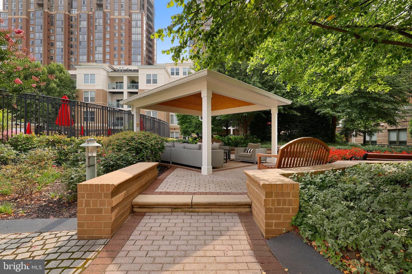 12000 MARKET ST #284, RESTON, Virginia 20190, 2 Bedrooms Bedrooms, ,2 BathroomsBathrooms,Residential,For sale,12000 MARKET ST #284,VAFX2246974 MLS # VAFX2246974