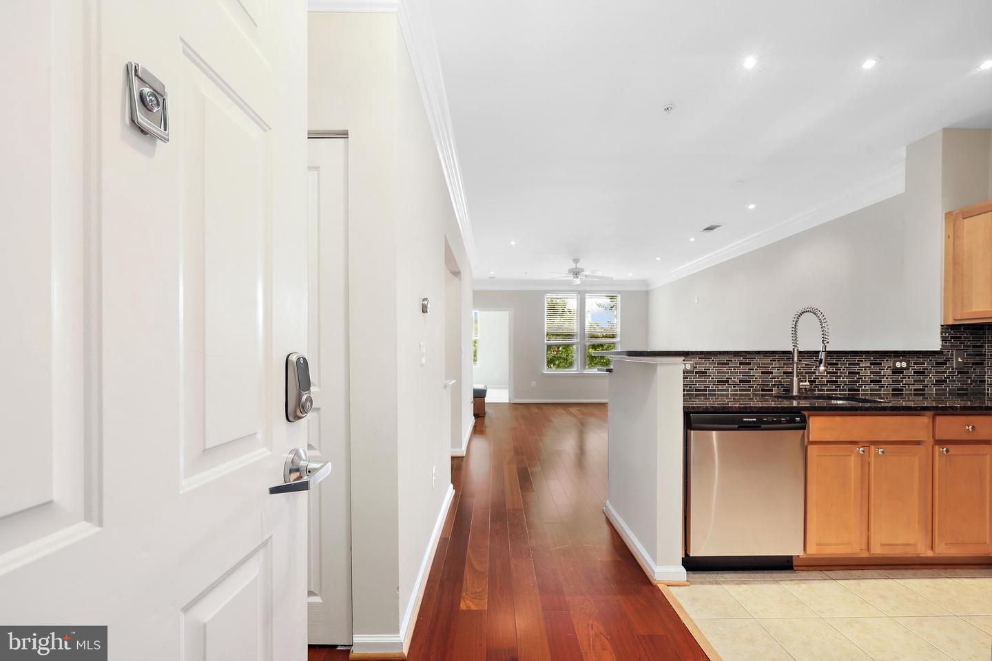 12000 MARKET ST #284, RESTON, Virginia 20190, 2 Bedrooms Bedrooms, ,2 BathroomsBathrooms,Residential,For sale,12000 MARKET ST #284,VAFX2246974 MLS # VAFX2246974