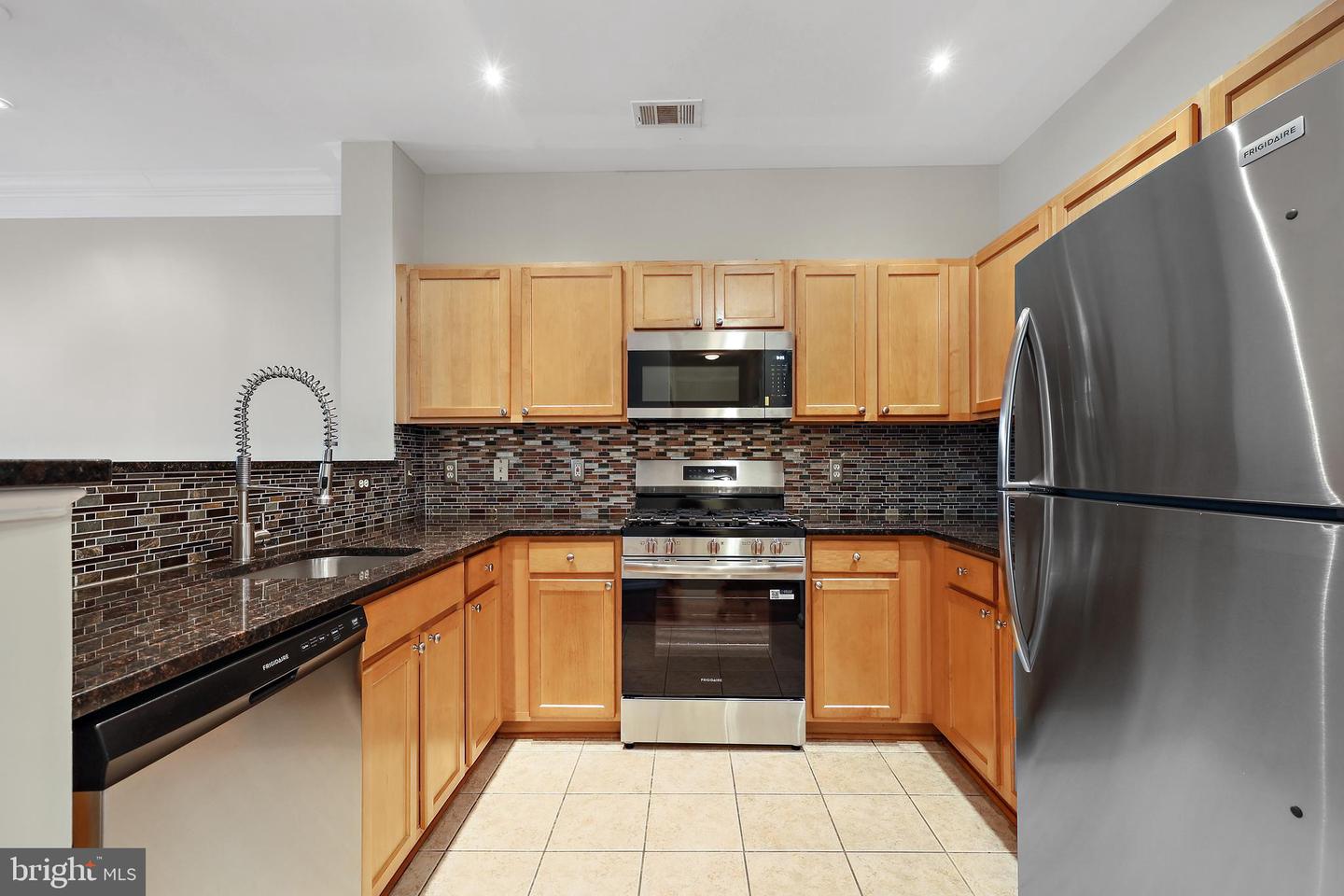 12000 MARKET ST #284, RESTON, Virginia 20190, 2 Bedrooms Bedrooms, ,2 BathroomsBathrooms,Residential,For sale,12000 MARKET ST #284,VAFX2246974 MLS # VAFX2246974