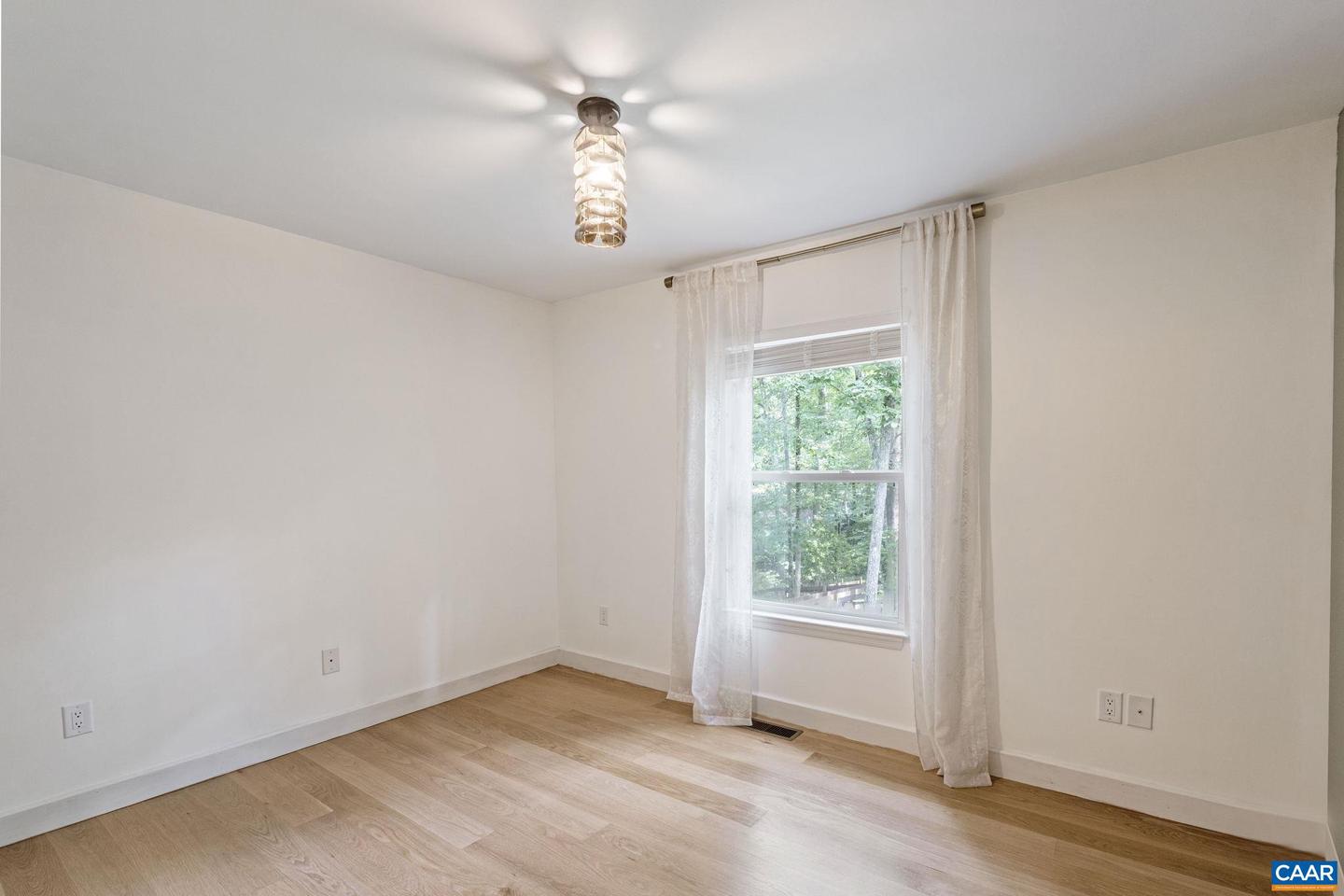 20 COLONIAL RD, PALMYRA, Virginia 22963, 3 Bedrooms Bedrooms, ,2 BathroomsBathrooms,Residential,For sale,20 COLONIAL RD,665732 MLS # 665732
