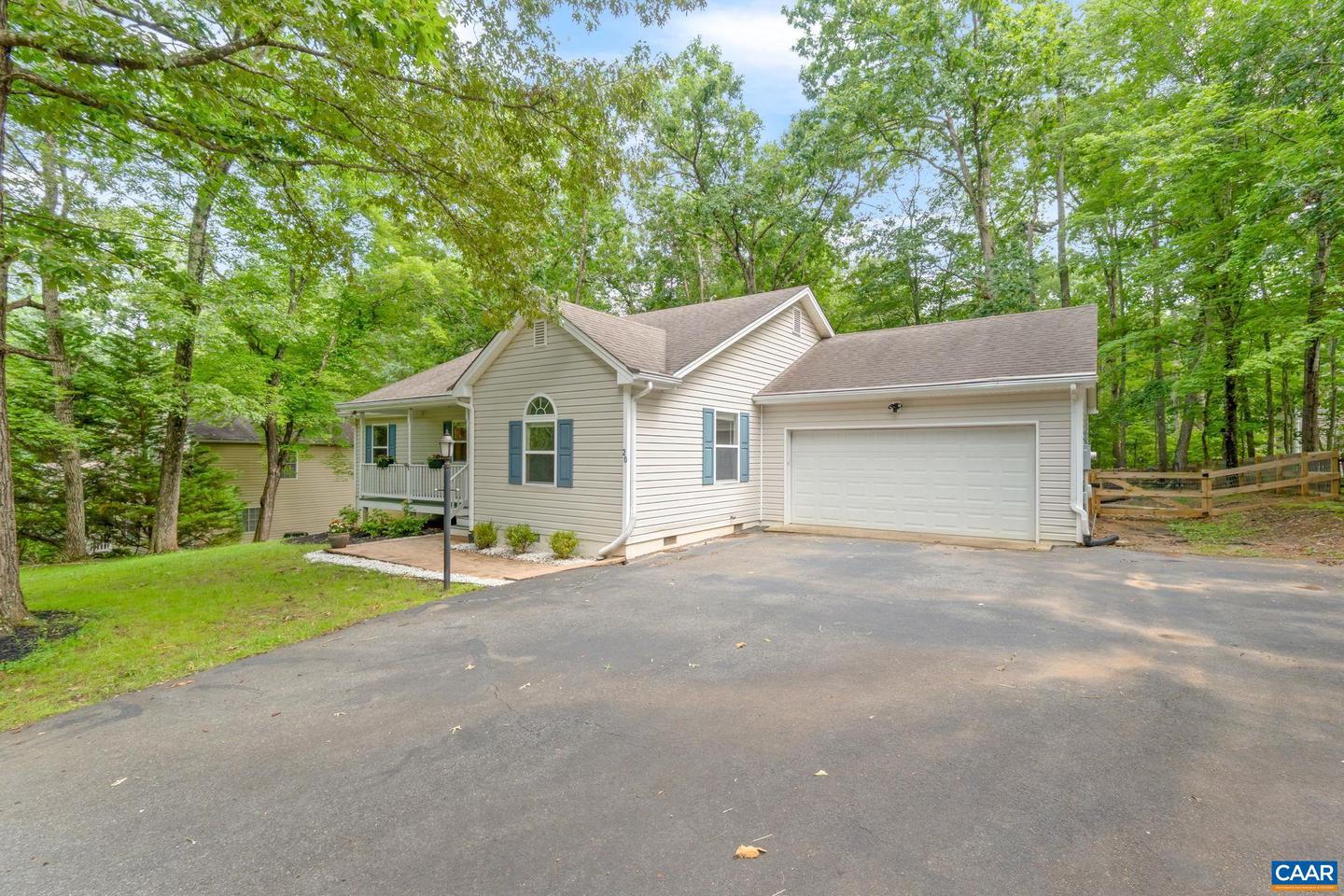 20 COLONIAL RD, PALMYRA, Virginia 22963, 3 Bedrooms Bedrooms, ,2 BathroomsBathrooms,Residential,For sale,20 COLONIAL RD,665732 MLS # 665732