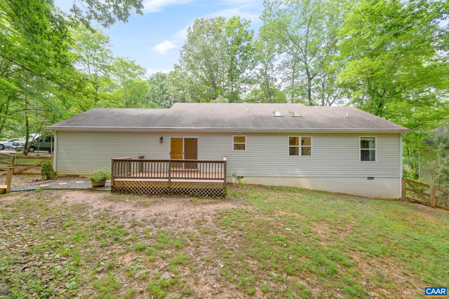 20 COLONIAL RD, PALMYRA, Virginia 22963, 3 Bedrooms Bedrooms, ,2 BathroomsBathrooms,Residential,For sale,20 COLONIAL RD,665732 MLS # 665732