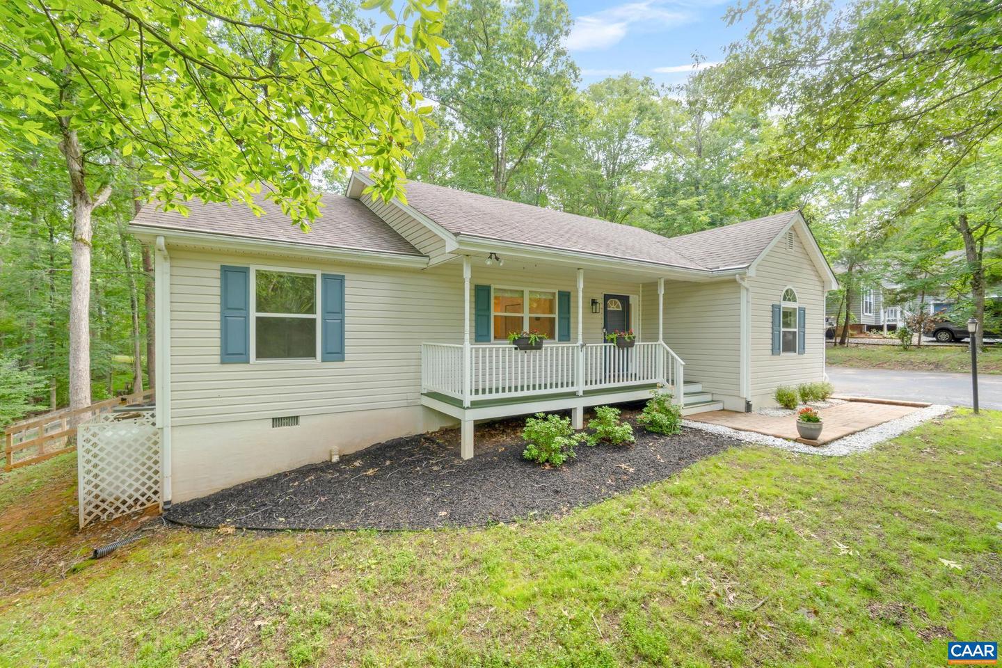 20 COLONIAL RD, PALMYRA, Virginia 22963, 3 Bedrooms Bedrooms, ,2 BathroomsBathrooms,Residential,For sale,20 COLONIAL RD,665732 MLS # 665732