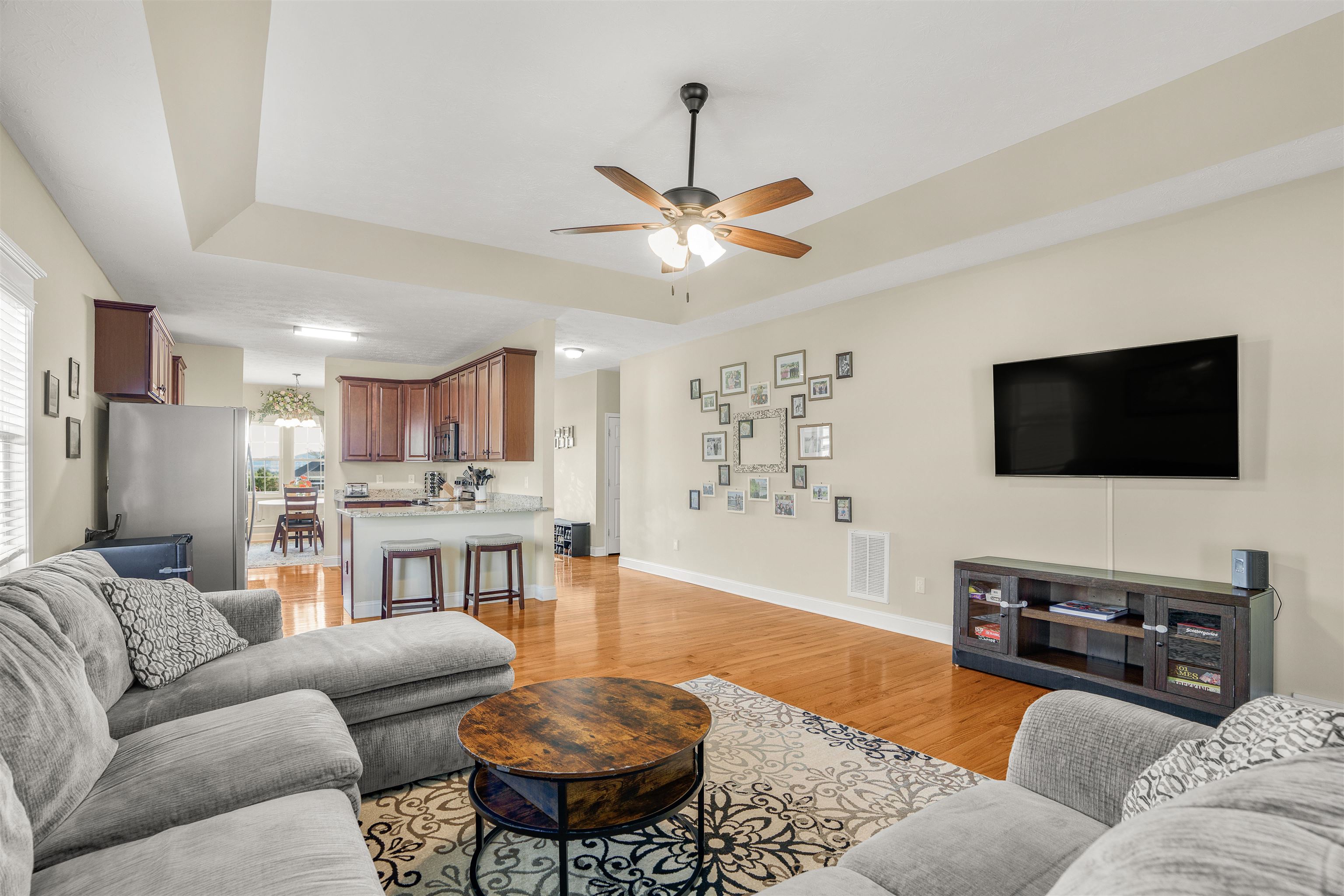 109 BEAUREGARD DR, STAUNTON, Virginia 24401, 3 Bedrooms Bedrooms, ,2 BathroomsBathrooms,Residential,109 BEAUREGARD DR,665946 MLS # 665946