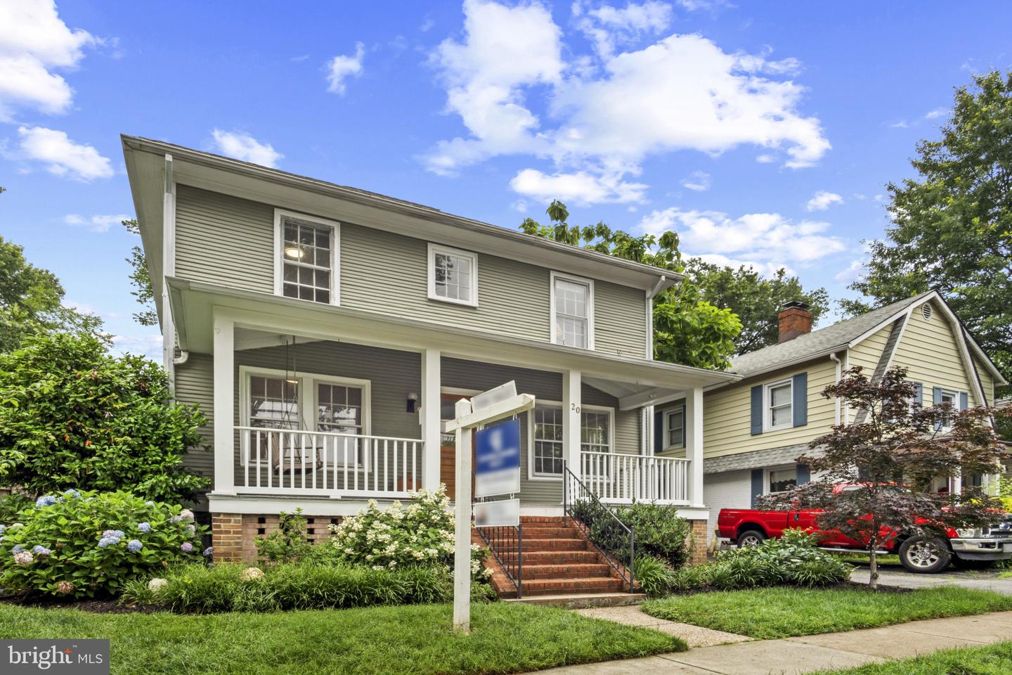 20 E BELLEFONTE AVE, ALEXANDRIA, Virginia 22301, 4 Bedrooms Bedrooms, ,2 BathroomsBathrooms,Residential,For sale,20 E BELLEFONTE AVE,VAAX2046564 MLS # VAAX2046564
