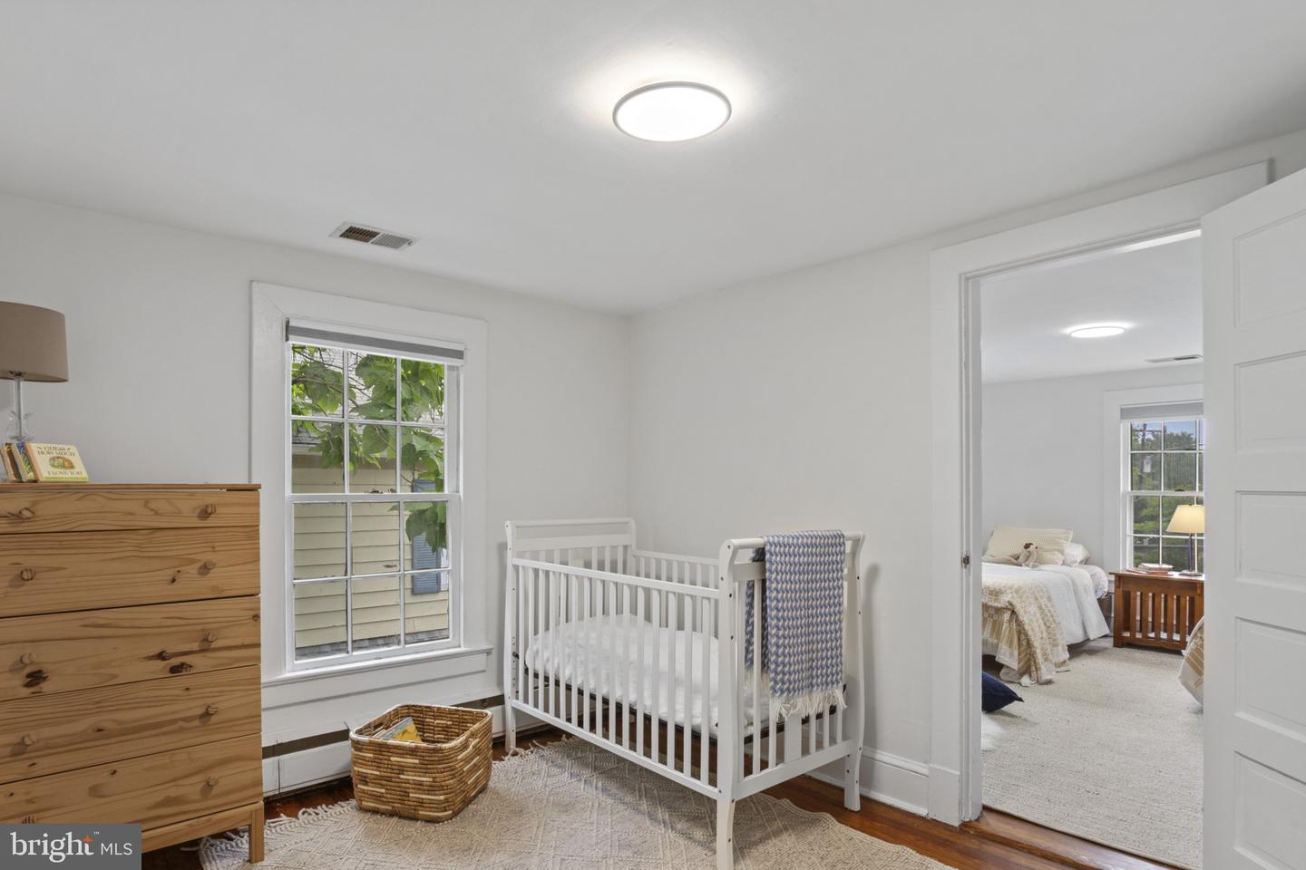 20 E BELLEFONTE AVE, ALEXANDRIA, Virginia 22301, 4 Bedrooms Bedrooms, ,2 BathroomsBathrooms,Residential,For sale,20 E BELLEFONTE AVE,VAAX2046564 MLS # VAAX2046564