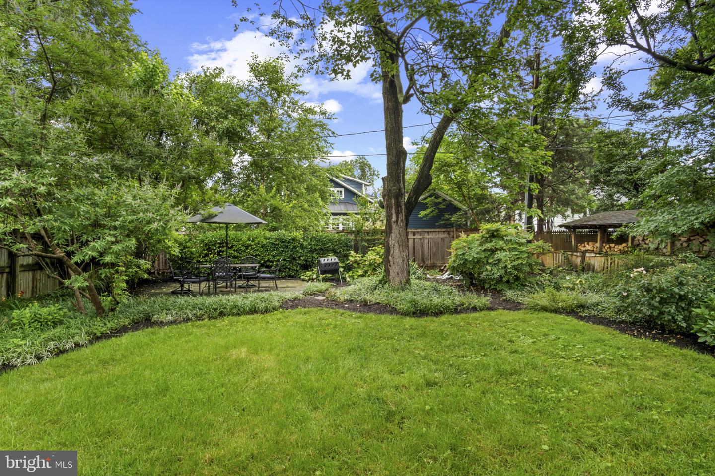 20 E BELLEFONTE AVE, ALEXANDRIA, Virginia 22301, 4 Bedrooms Bedrooms, ,2 BathroomsBathrooms,Residential,For sale,20 E BELLEFONTE AVE,VAAX2046564 MLS # VAAX2046564