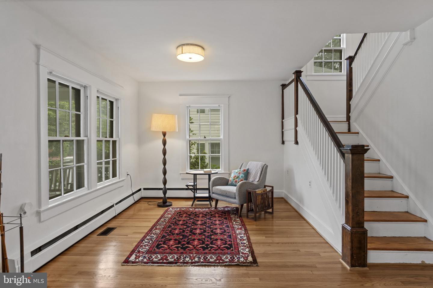 20 E BELLEFONTE AVE, ALEXANDRIA, Virginia 22301, 4 Bedrooms Bedrooms, ,2 BathroomsBathrooms,Residential,For sale,20 E BELLEFONTE AVE,VAAX2046564 MLS # VAAX2046564