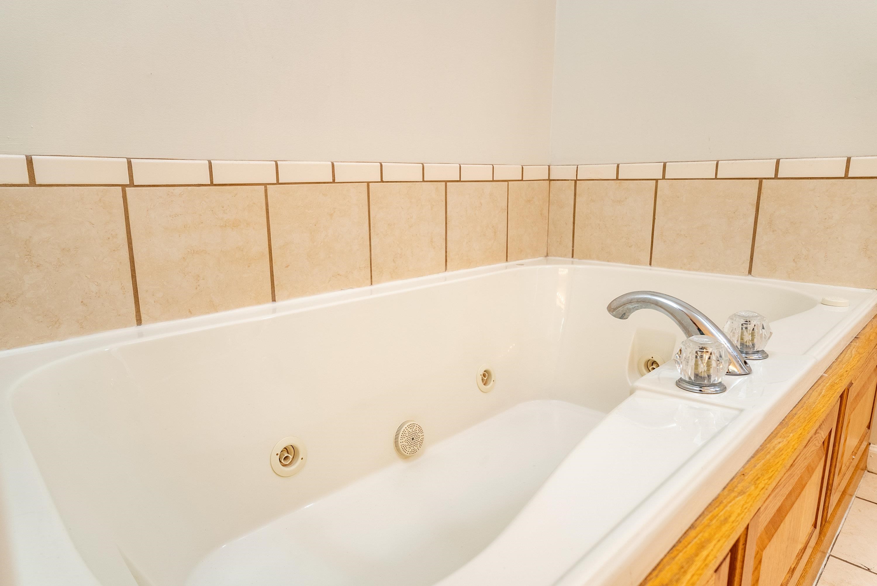 2100 LAKE TERRACE DR, HARRISONBURG, Virginia 22802, 3 Bedrooms Bedrooms, ,2 BathroomsBathrooms,Residential,2100 LAKE TERRACE DR,665947 MLS # 665947