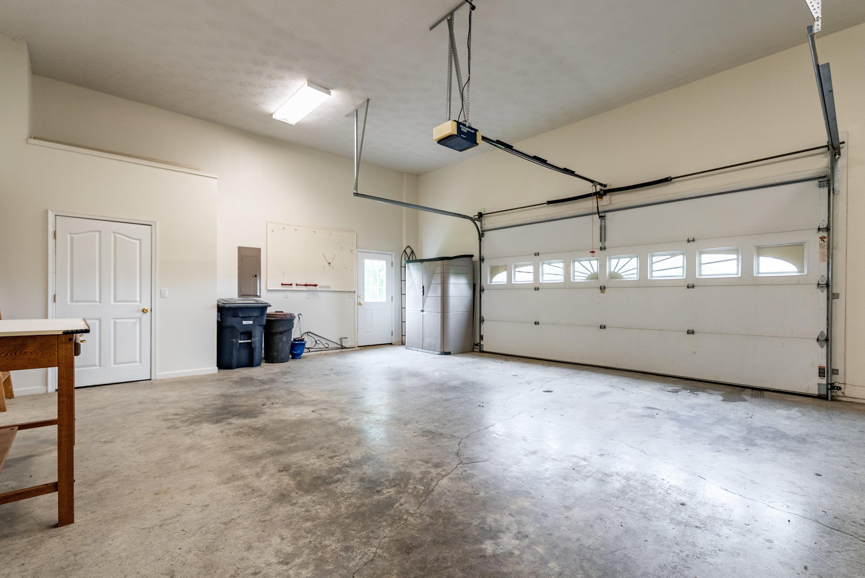2100 LAKE TERRACE DR, HARRISONBURG, Virginia 22802, 3 Bedrooms Bedrooms, ,2 BathroomsBathrooms,Residential,2100 LAKE TERRACE DR,665947 MLS # 665947