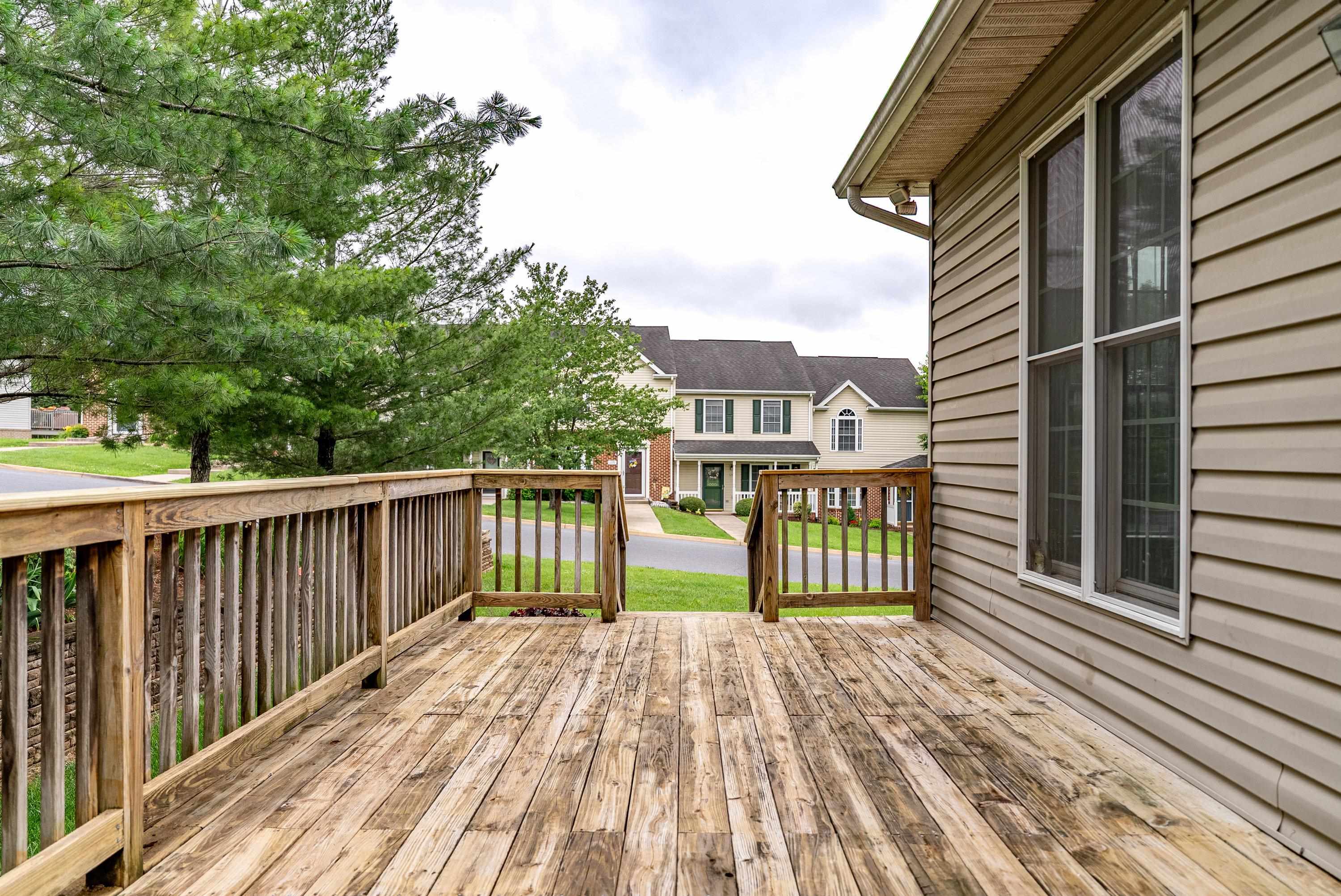 2100 LAKE TERRACE DR, HARRISONBURG, Virginia 22802, 3 Bedrooms Bedrooms, ,2 BathroomsBathrooms,Residential,2100 LAKE TERRACE DR,665947 MLS # 665947