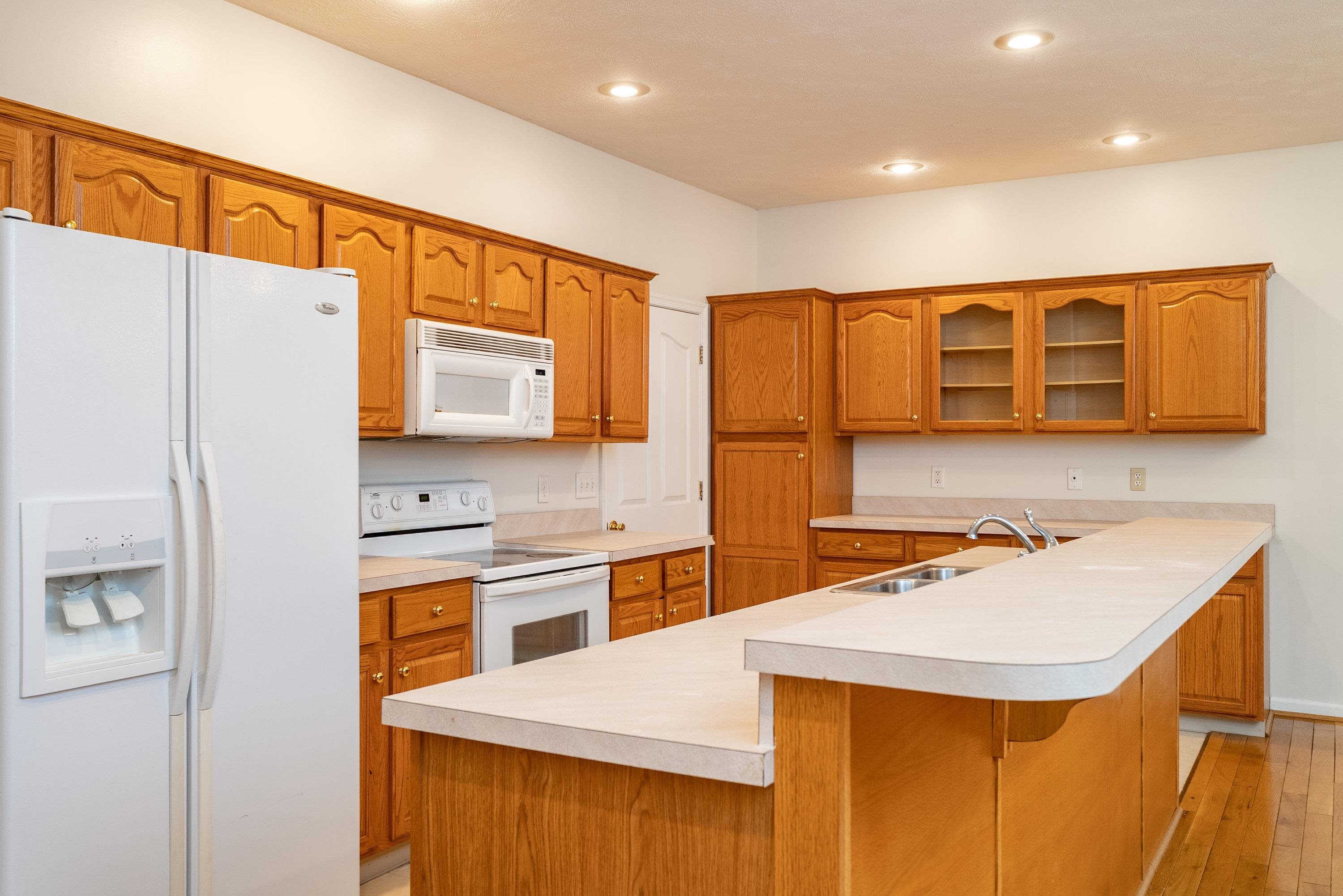 2100 LAKE TERRACE DR, HARRISONBURG, Virginia 22802, 3 Bedrooms Bedrooms, ,2 BathroomsBathrooms,Residential,2100 LAKE TERRACE DR,665947 MLS # 665947