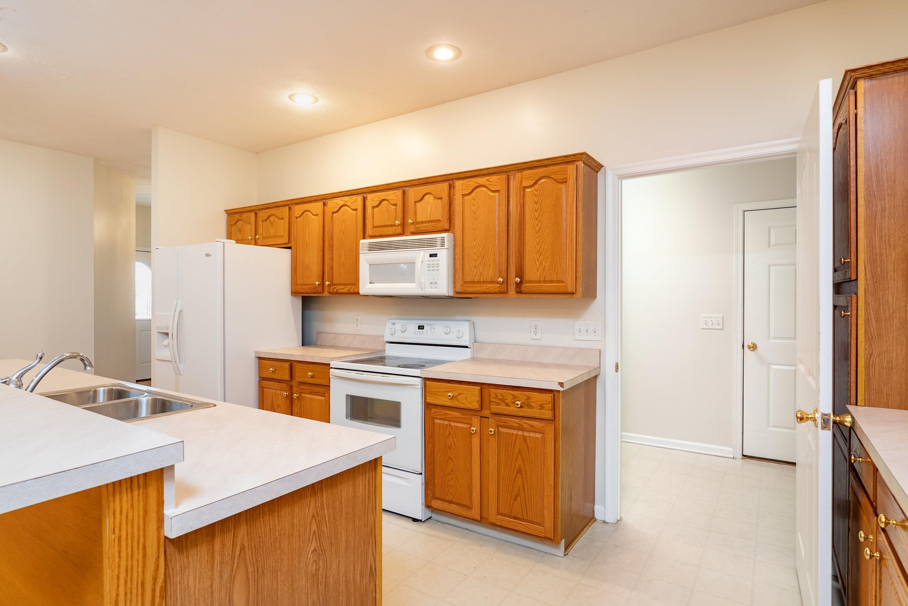 2100 LAKE TERRACE DR, HARRISONBURG, Virginia 22802, 3 Bedrooms Bedrooms, ,2 BathroomsBathrooms,Residential,2100 LAKE TERRACE DR,665947 MLS # 665947