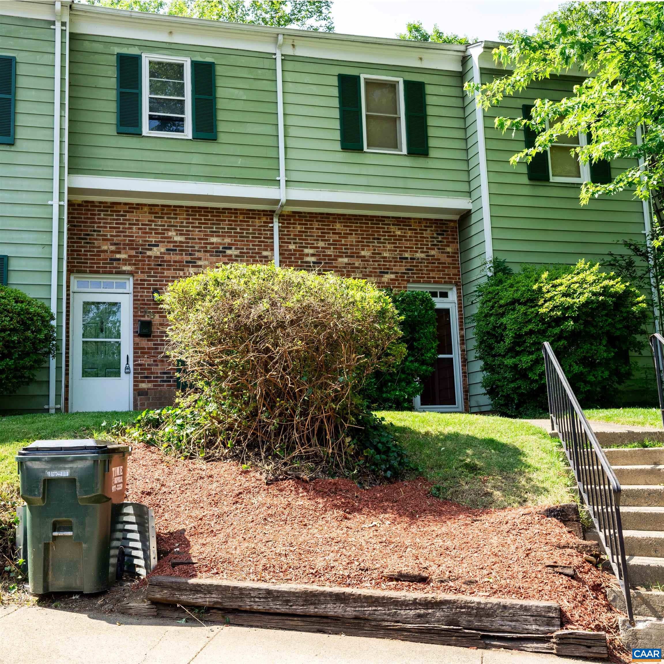158 SCARBOROUGH PL, CHARLOTTESVILLE, Virginia 22903, 3 Bedrooms Bedrooms, ,2 BathroomsBathrooms,Residential,158 SCARBOROUGH PL,665949 MLS # 665949