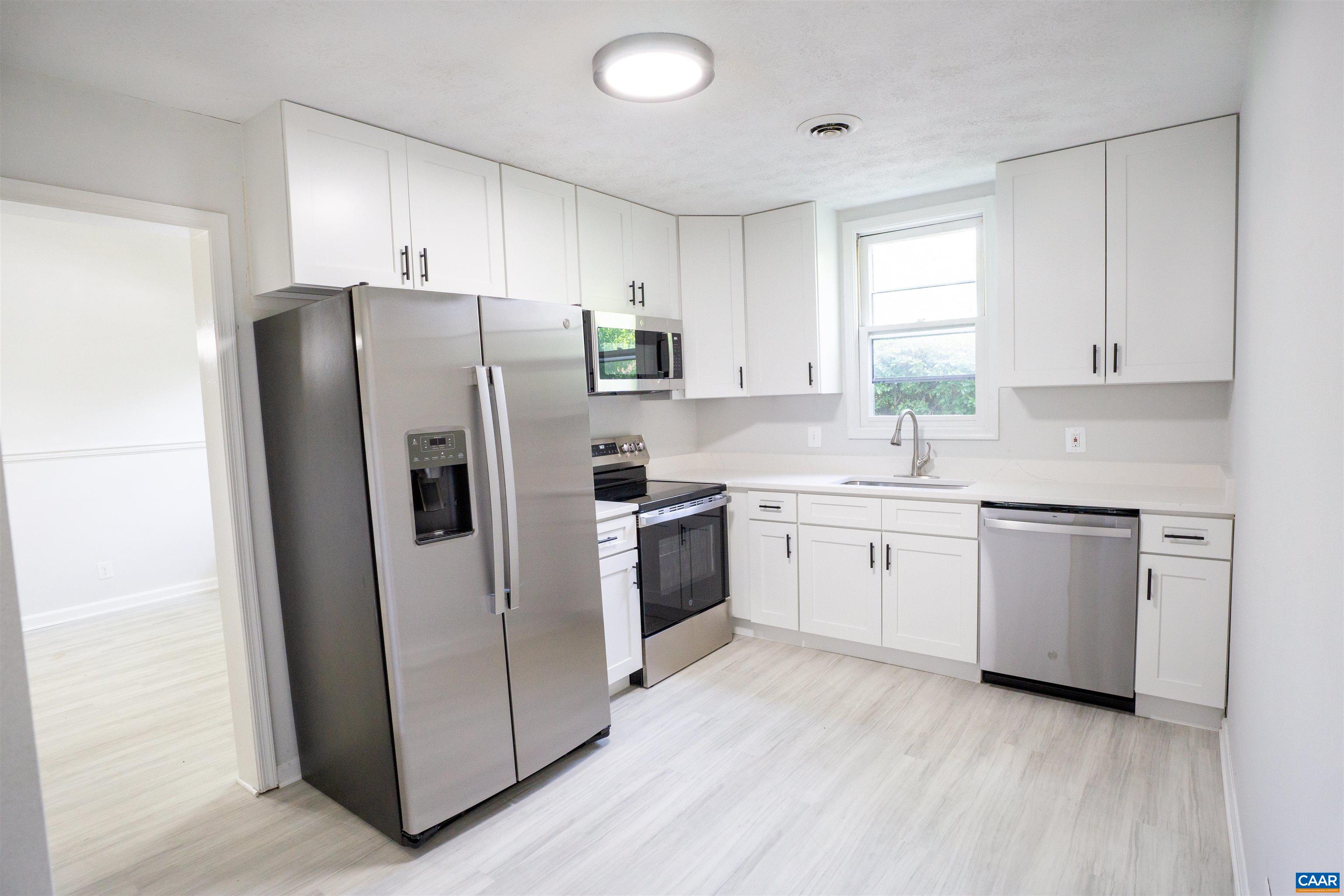 158 SCARBOROUGH PL, CHARLOTTESVILLE, Virginia 22903, 3 Bedrooms Bedrooms, ,2 BathroomsBathrooms,Residential,158 SCARBOROUGH PL,665949 MLS # 665949
