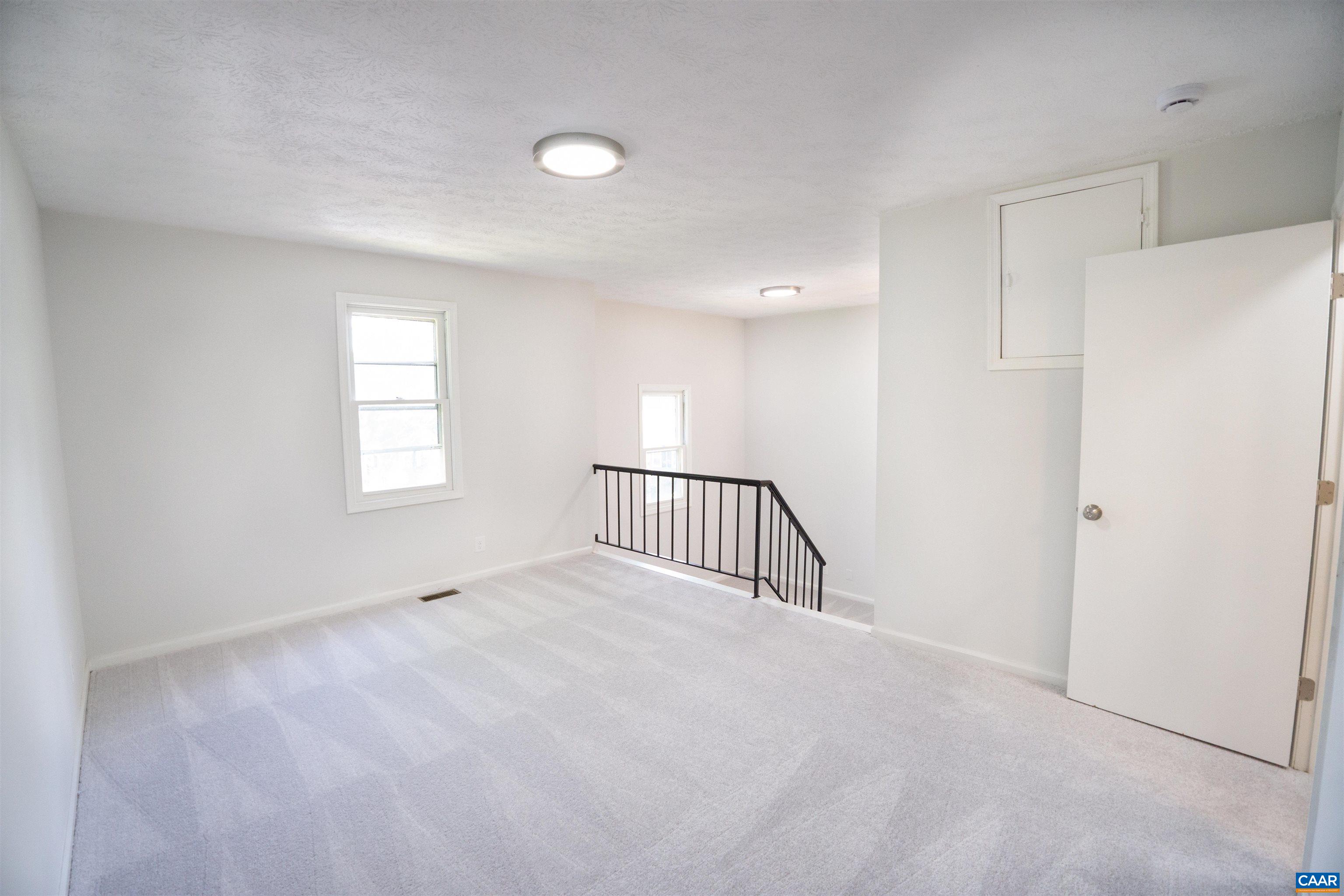 158 SCARBOROUGH PL, CHARLOTTESVILLE, Virginia 22903, 3 Bedrooms Bedrooms, ,2 BathroomsBathrooms,Residential,158 SCARBOROUGH PL,665949 MLS # 665949