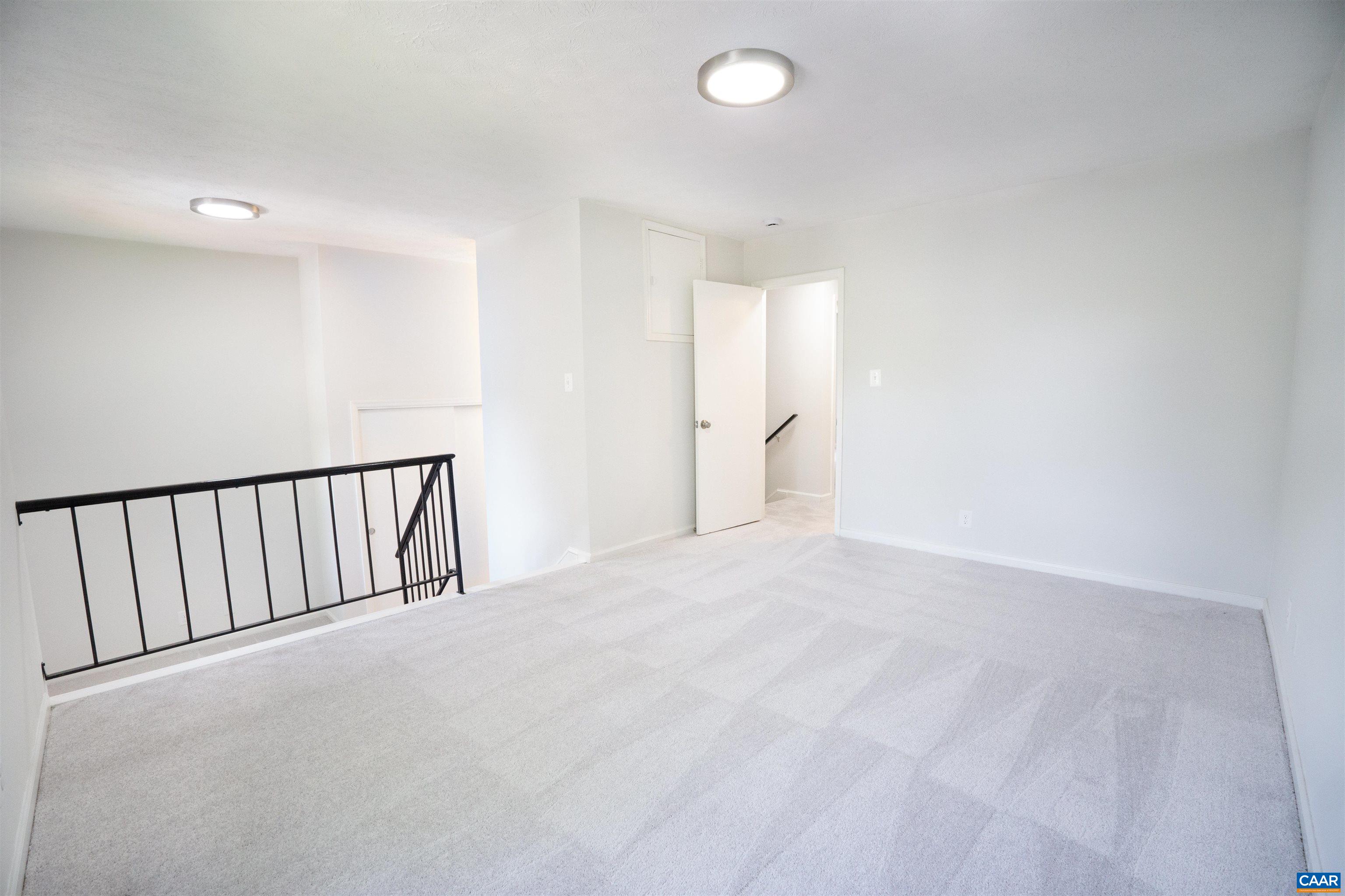 158 SCARBOROUGH PL, CHARLOTTESVILLE, Virginia 22903, 3 Bedrooms Bedrooms, ,2 BathroomsBathrooms,Residential,158 SCARBOROUGH PL,665949 MLS # 665949