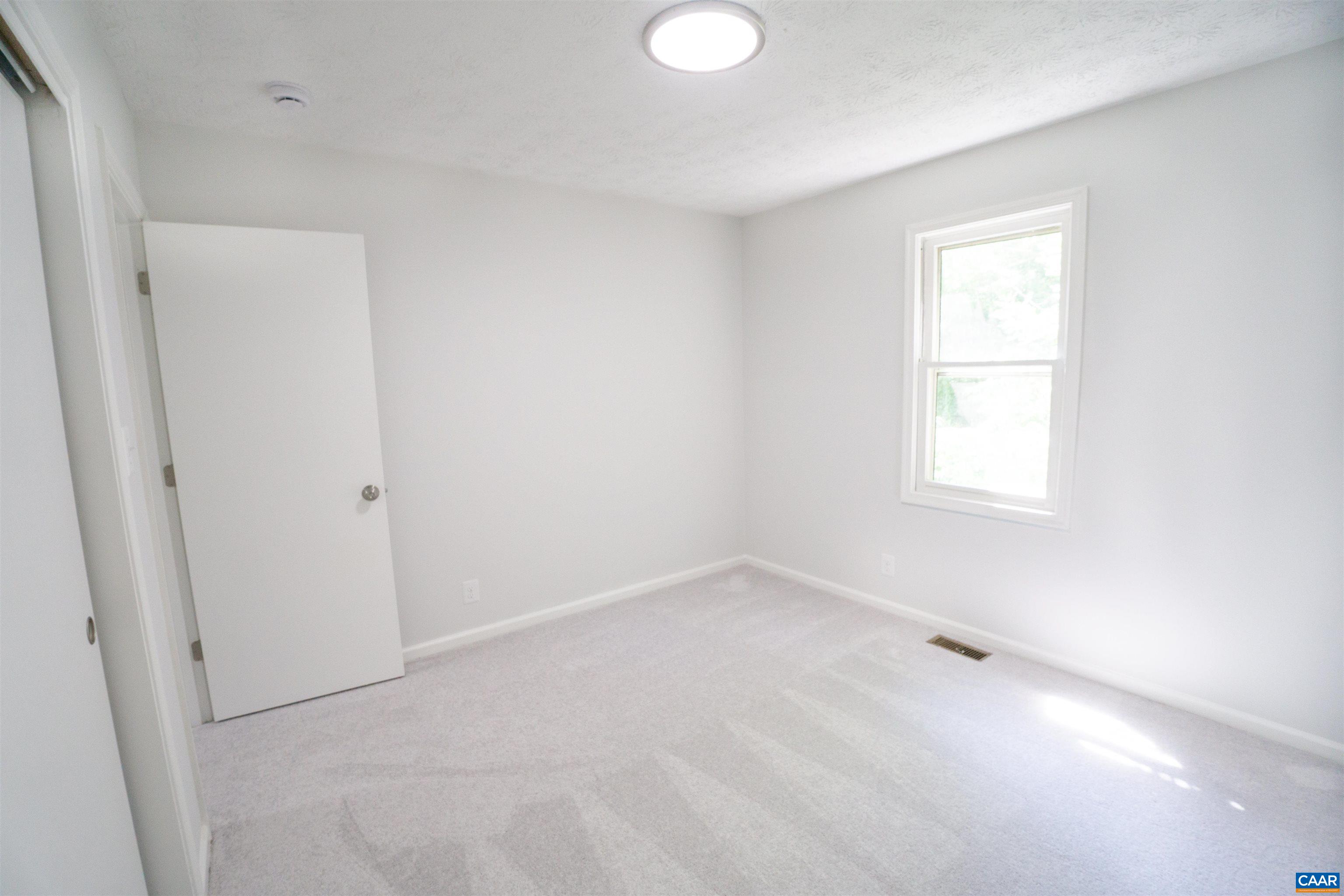158 SCARBOROUGH PL, CHARLOTTESVILLE, Virginia 22903, 3 Bedrooms Bedrooms, ,2 BathroomsBathrooms,Residential,158 SCARBOROUGH PL,665949 MLS # 665949