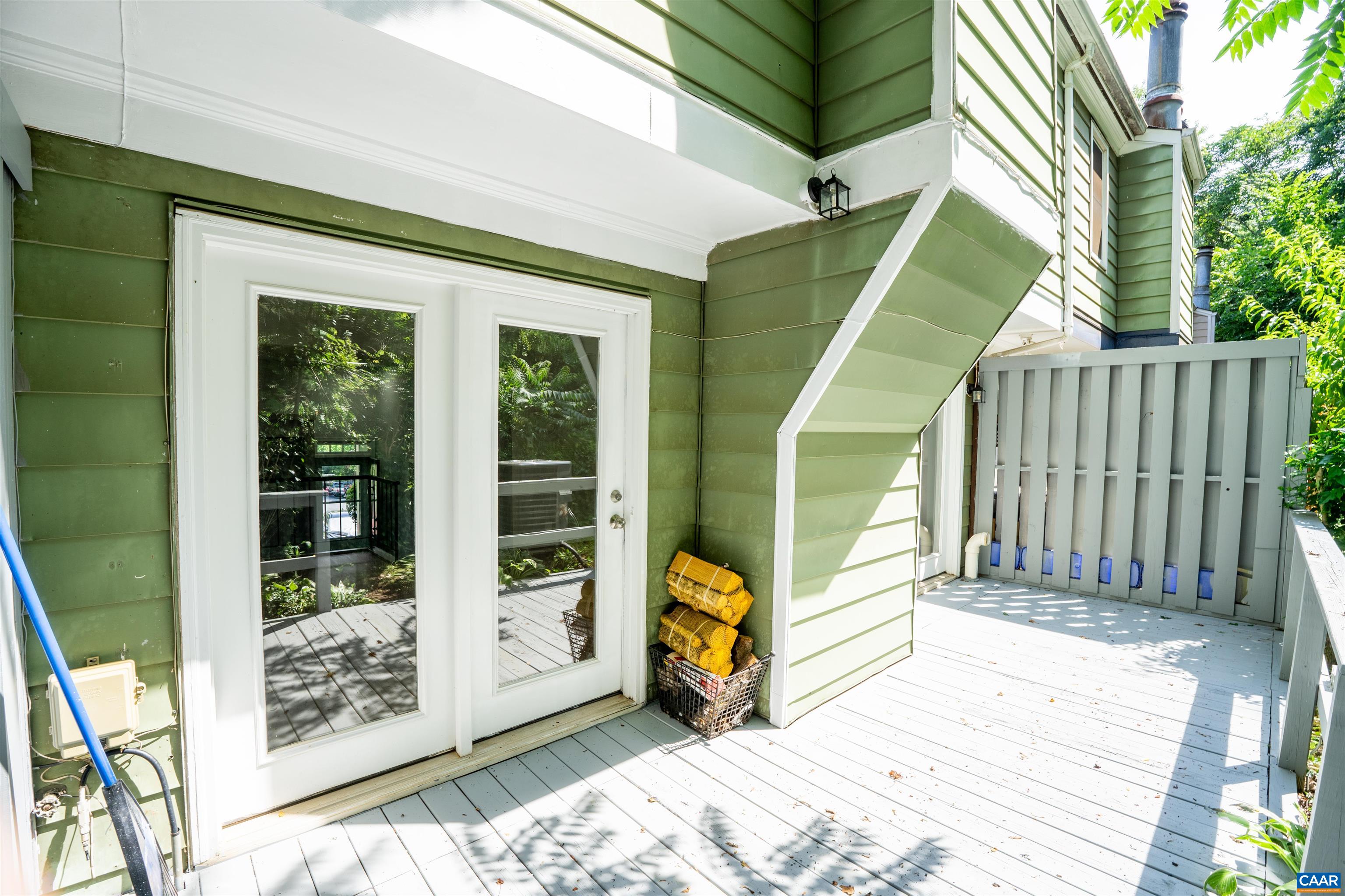 158 SCARBOROUGH PL, CHARLOTTESVILLE, Virginia 22903, 3 Bedrooms Bedrooms, ,2 BathroomsBathrooms,Residential,158 SCARBOROUGH PL,665949 MLS # 665949