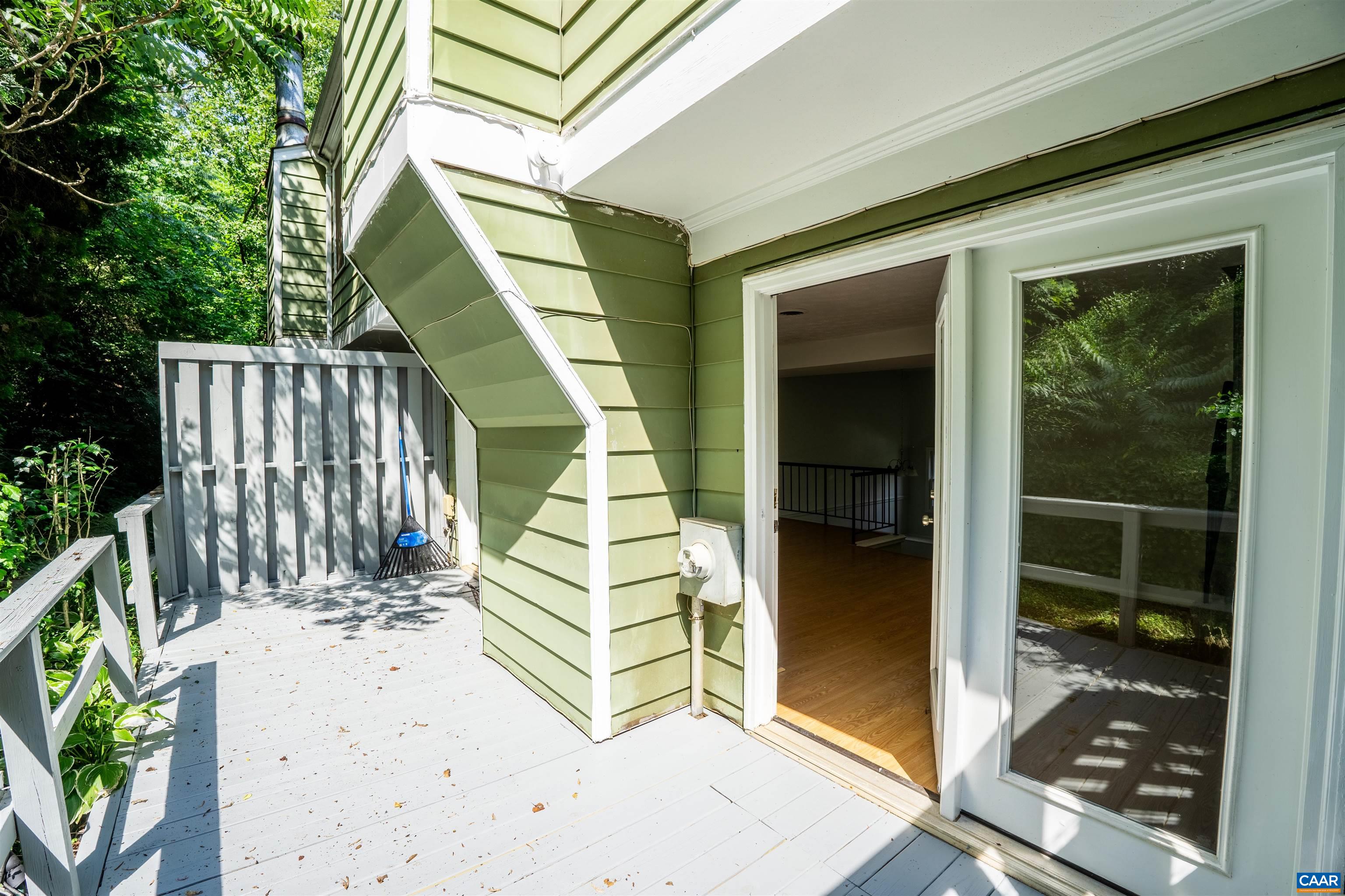 158 SCARBOROUGH PL, CHARLOTTESVILLE, Virginia 22903, 3 Bedrooms Bedrooms, ,2 BathroomsBathrooms,Residential,158 SCARBOROUGH PL,665949 MLS # 665949