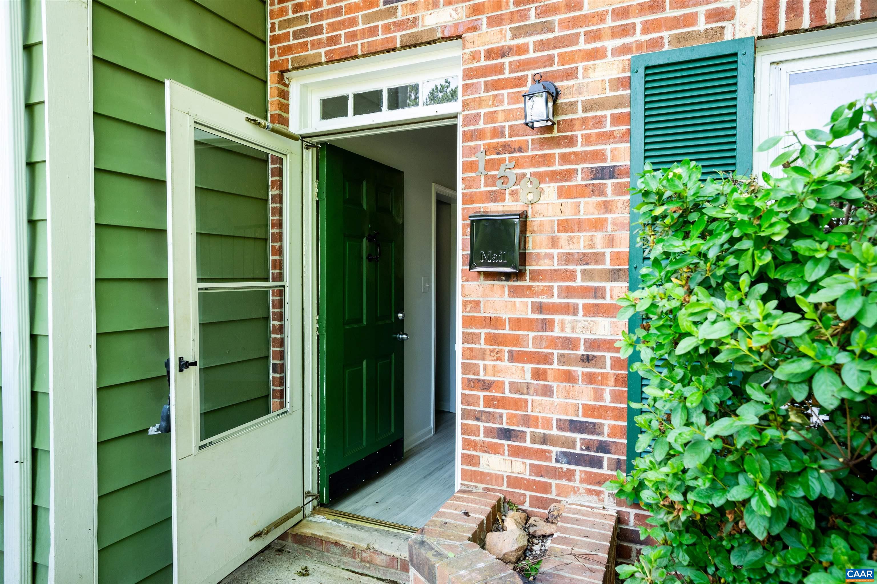158 SCARBOROUGH PL, CHARLOTTESVILLE, Virginia 22903, 3 Bedrooms Bedrooms, ,2 BathroomsBathrooms,Residential,158 SCARBOROUGH PL,665949 MLS # 665949