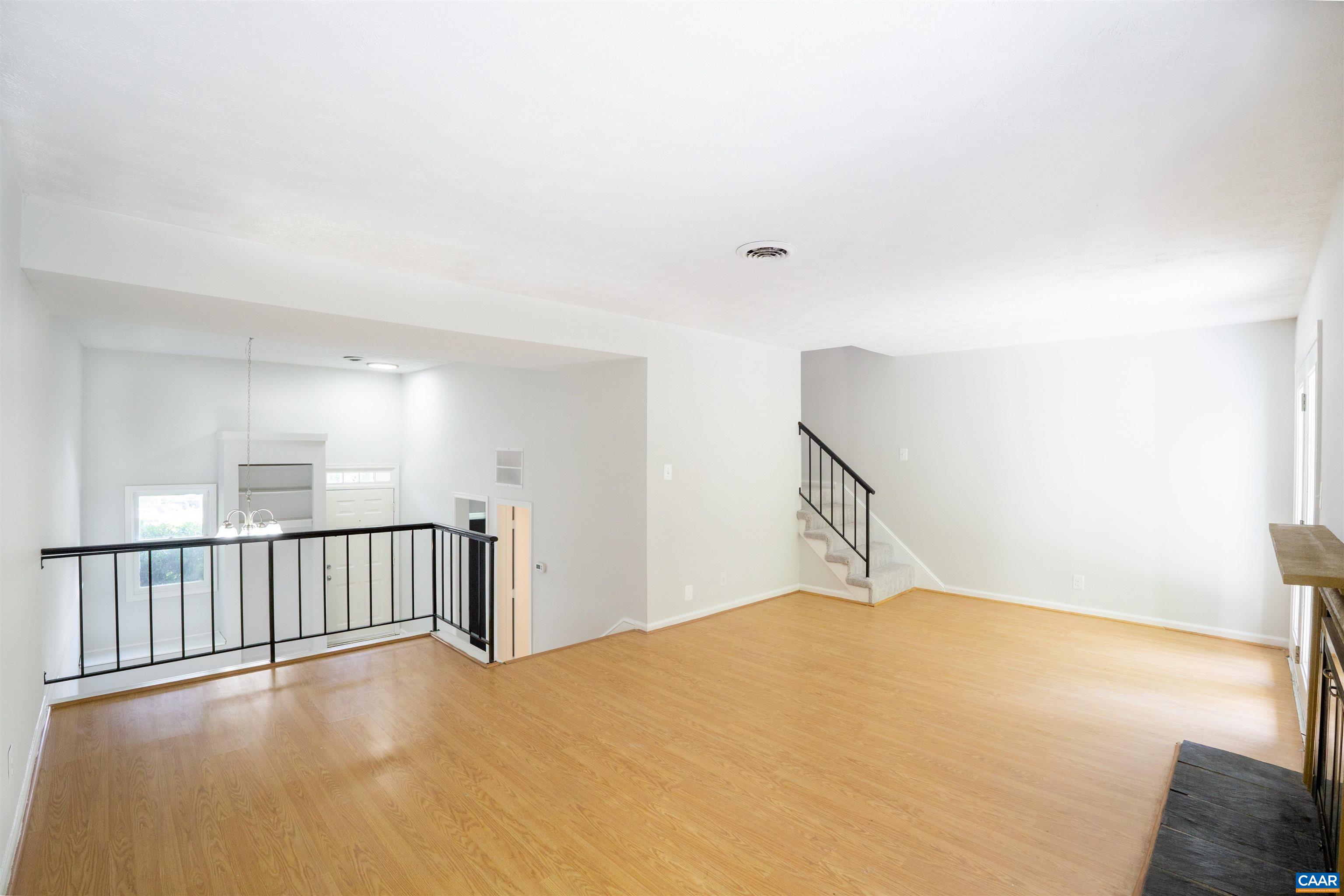 158 SCARBOROUGH PL, CHARLOTTESVILLE, Virginia 22903, 3 Bedrooms Bedrooms, ,2 BathroomsBathrooms,Residential,158 SCARBOROUGH PL,665949 MLS # 665949