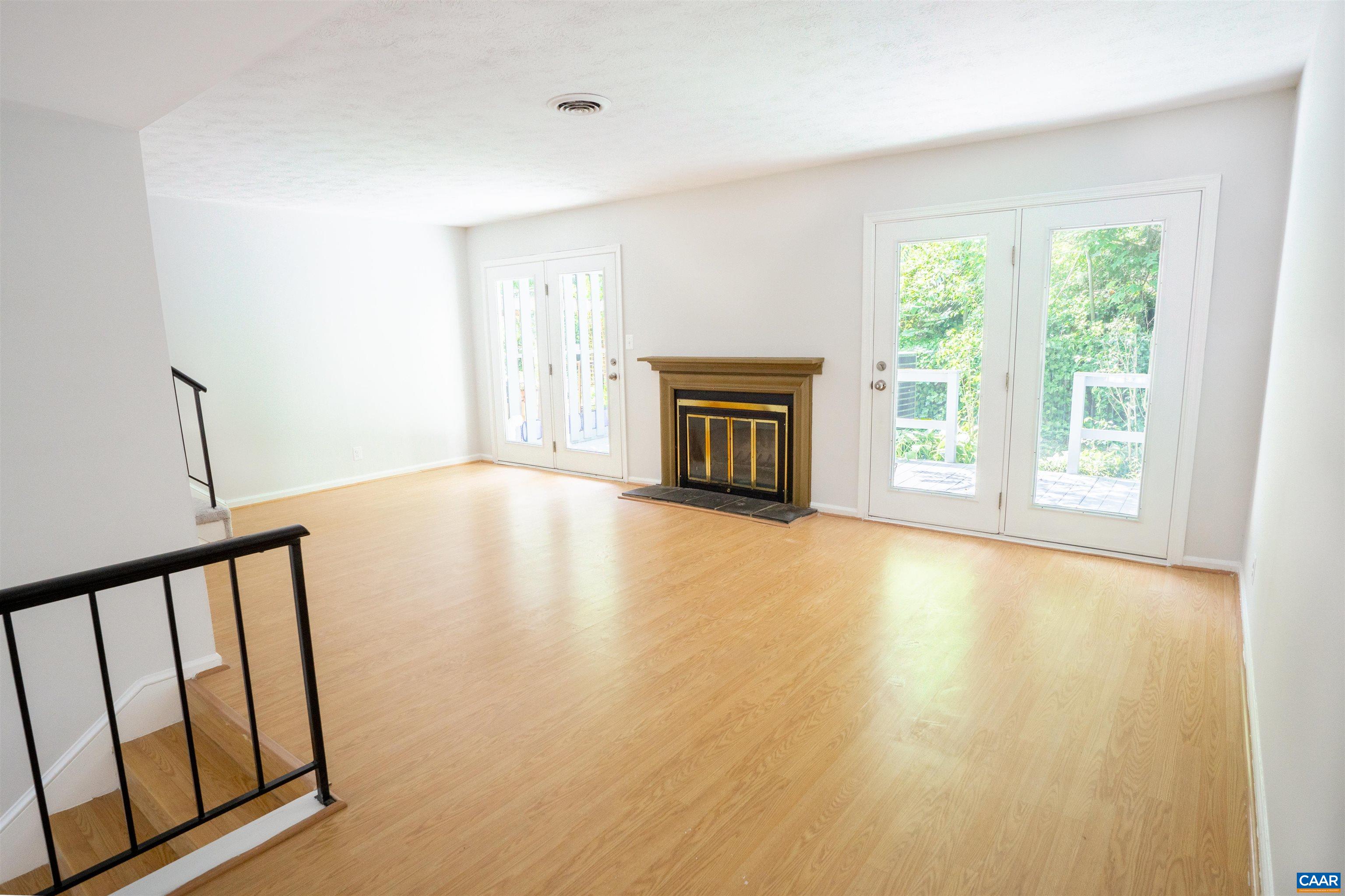 158 SCARBOROUGH PL, CHARLOTTESVILLE, Virginia 22903, 3 Bedrooms Bedrooms, ,2 BathroomsBathrooms,Residential,158 SCARBOROUGH PL,665949 MLS # 665949